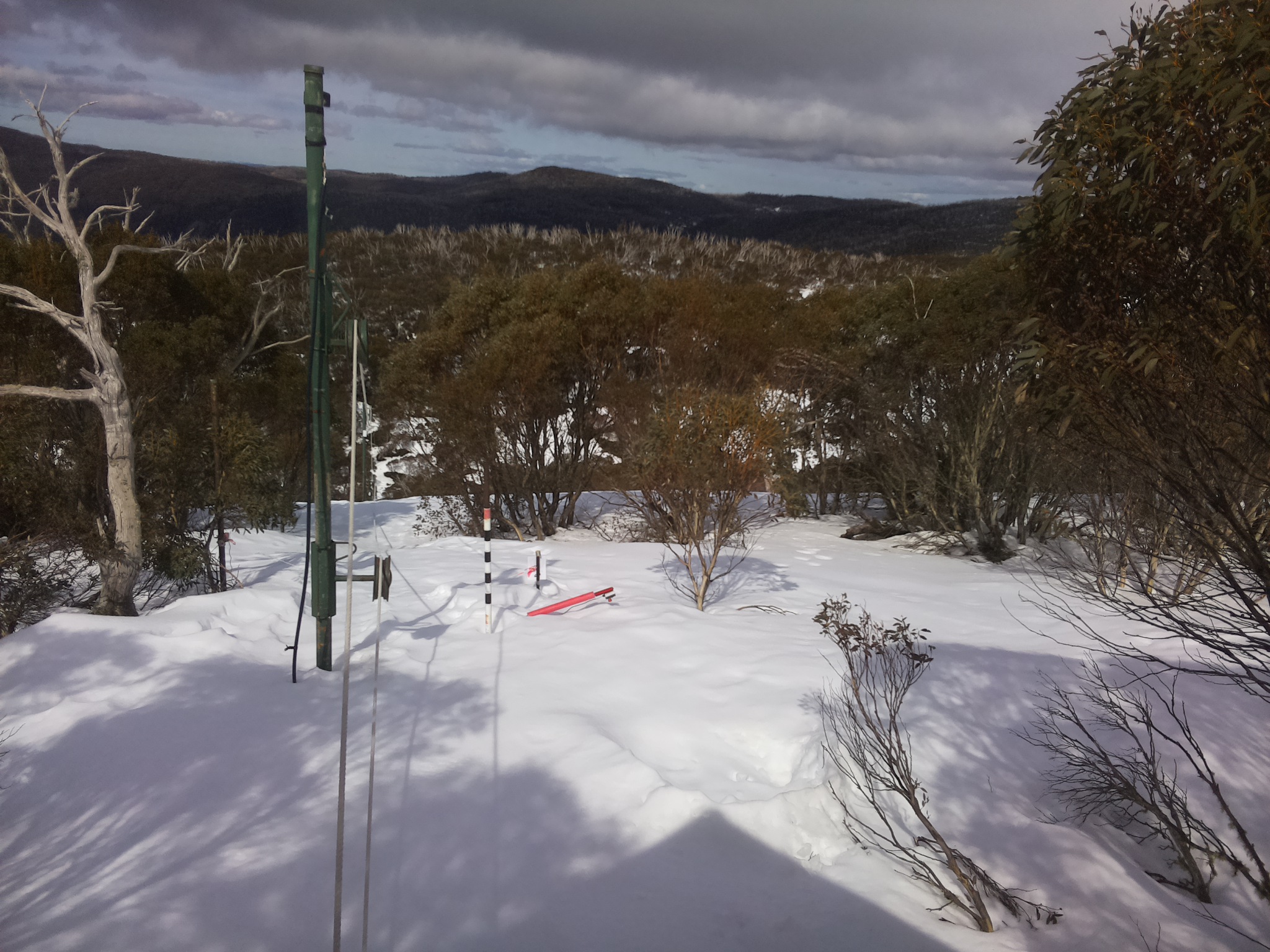 Bogong Web Cam 12:40pm Friday 22nd of August 2025