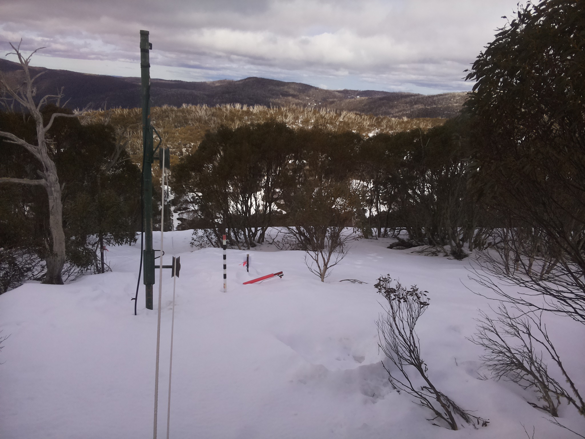 Bogong Web Cam 1:10pm Friday 22nd of August 2025