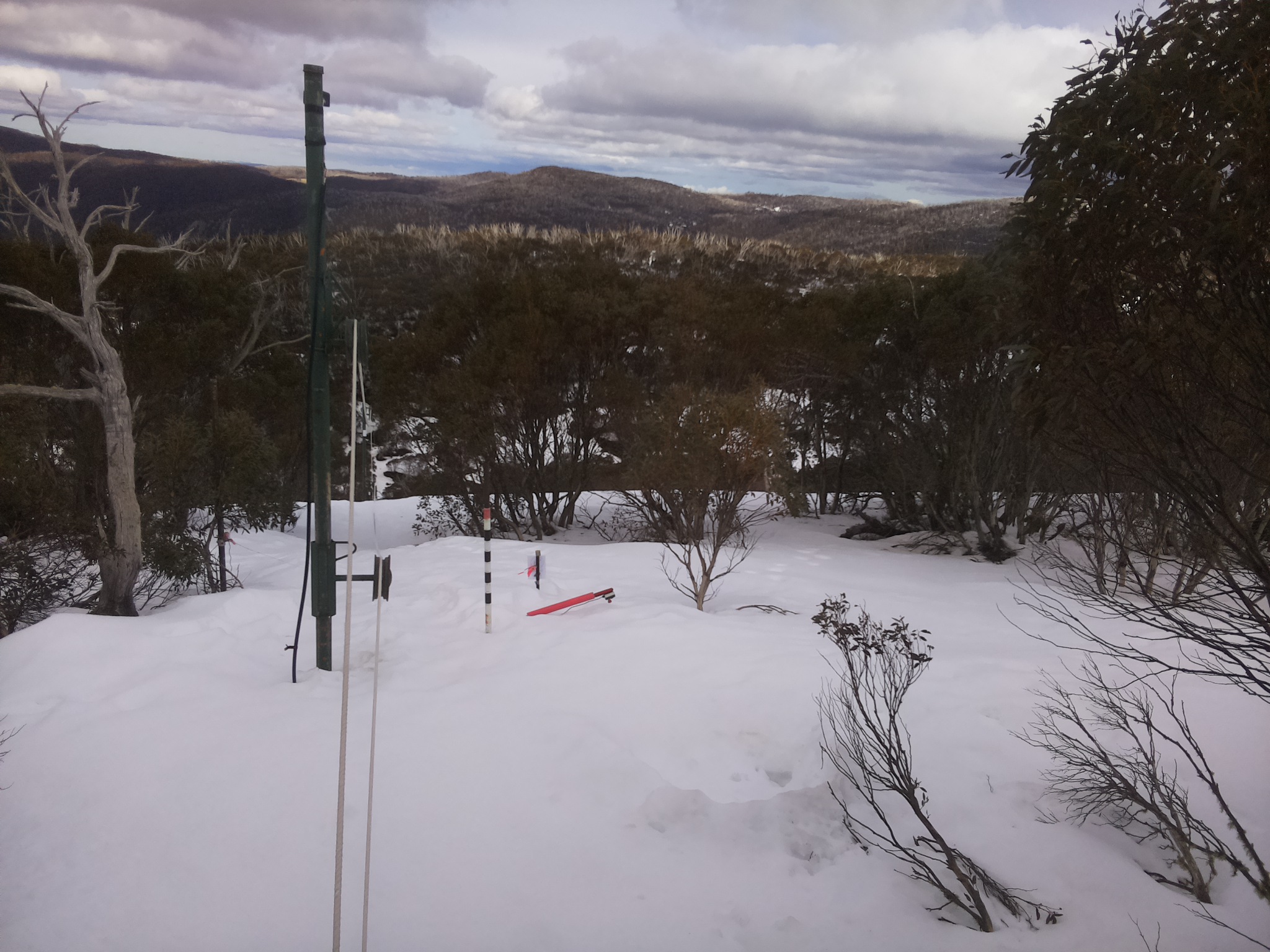 Bogong Web Cam 1:40pm Friday 22nd of August 2025