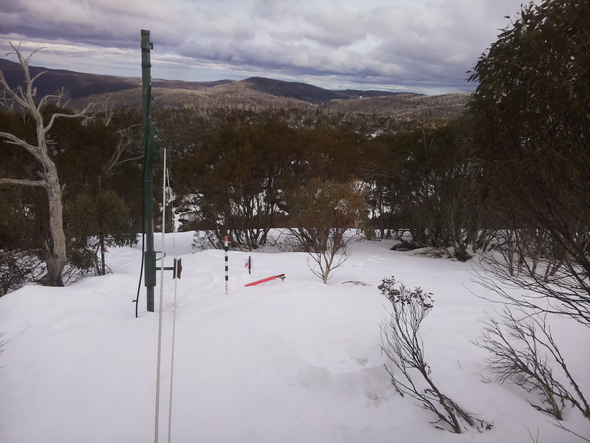 Bogong Web Cam 3:10pm Friday 22nd of August 2025