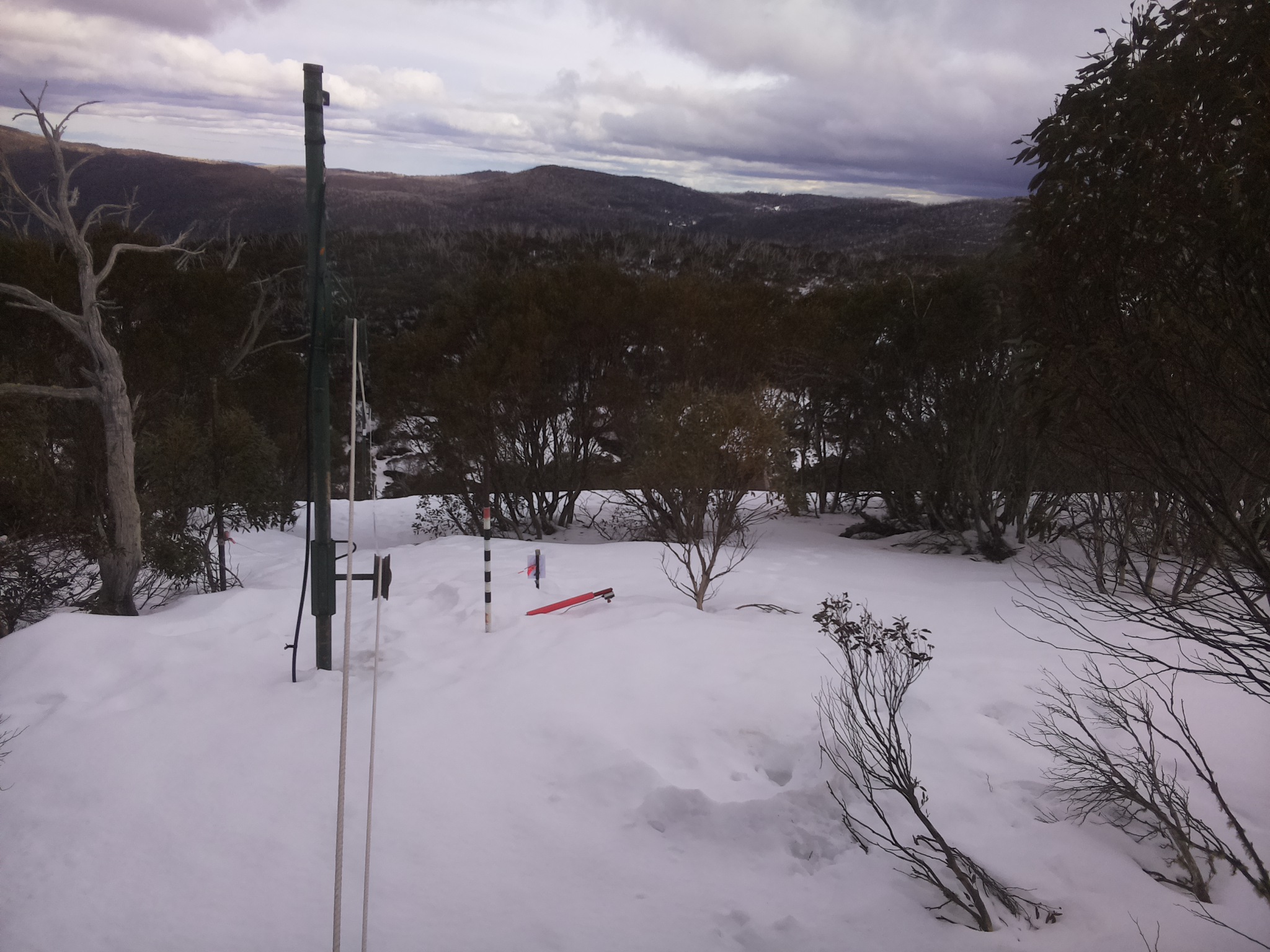 Bogong Web Cam 3:20pm Friday 22nd of August 2025
