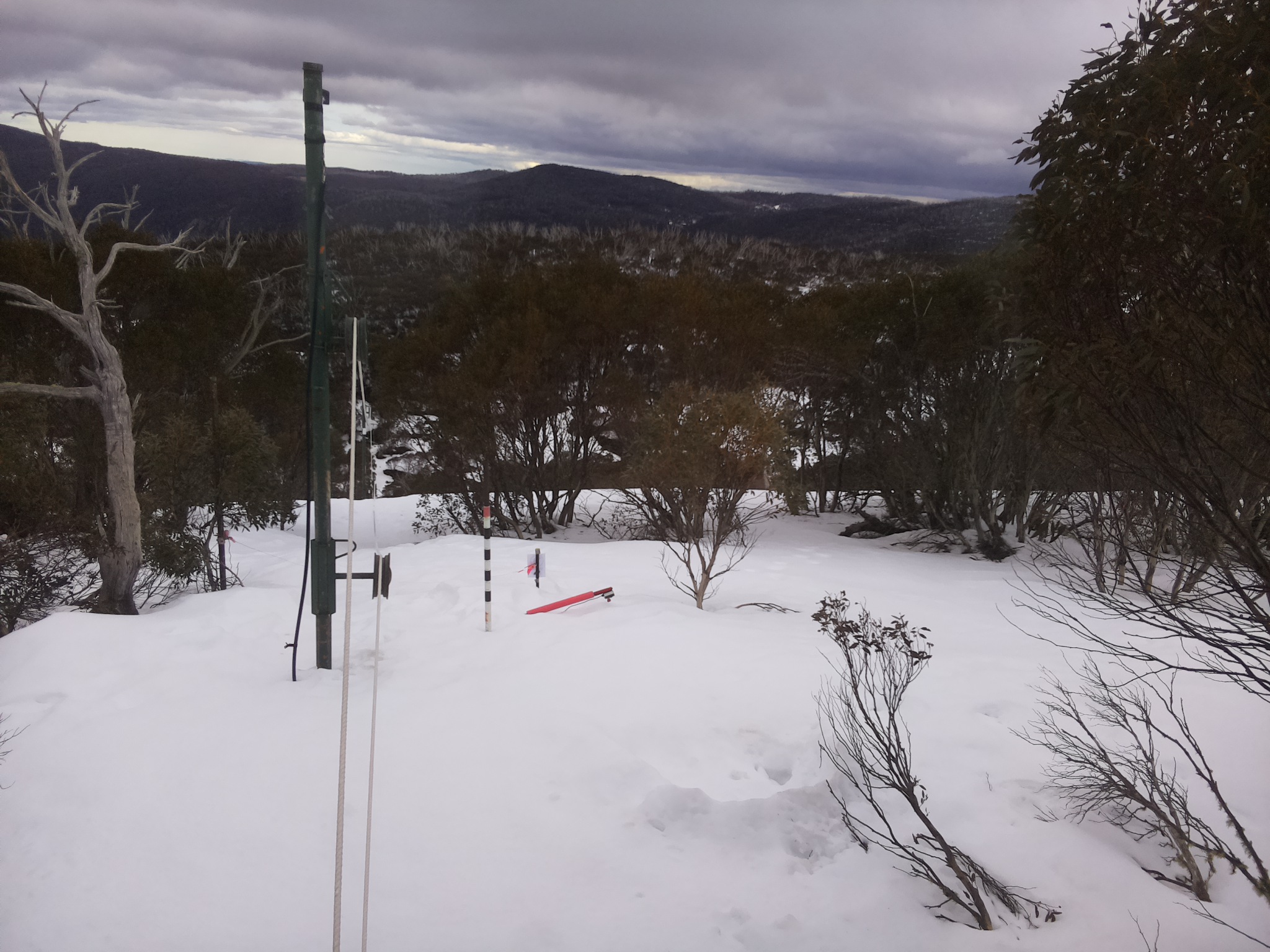 Bogong Web Cam 4:10pm Friday 22nd of August 2025