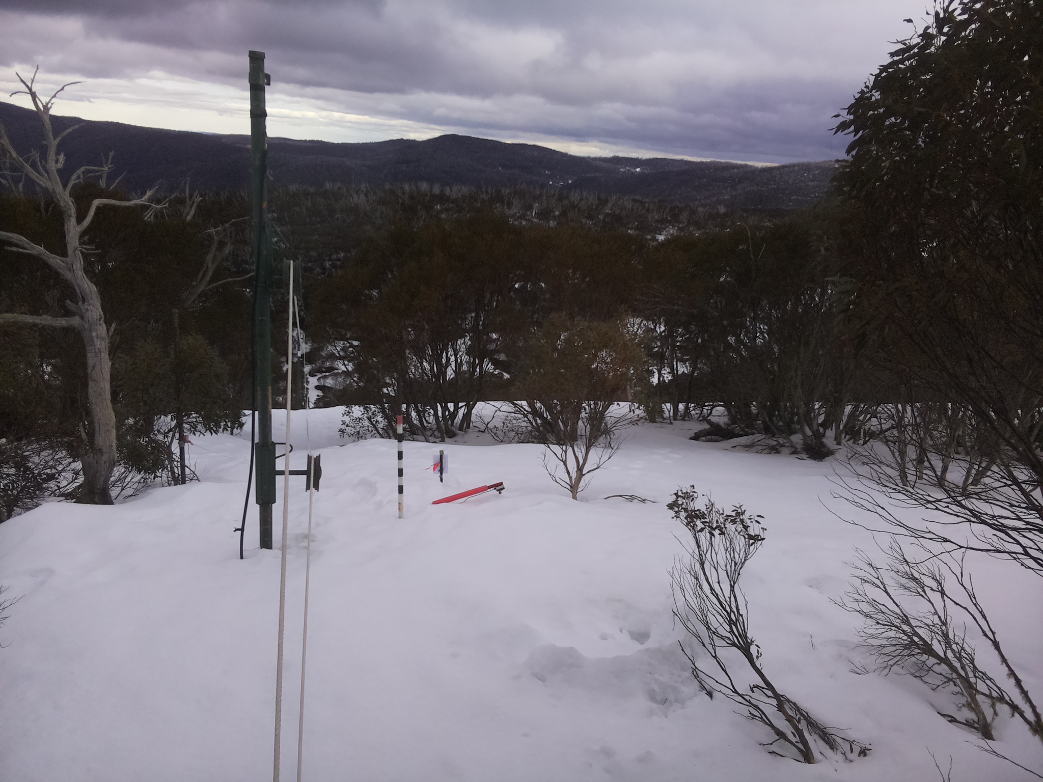Bogong Web Cam 4:20pm Friday 22nd of August 2025