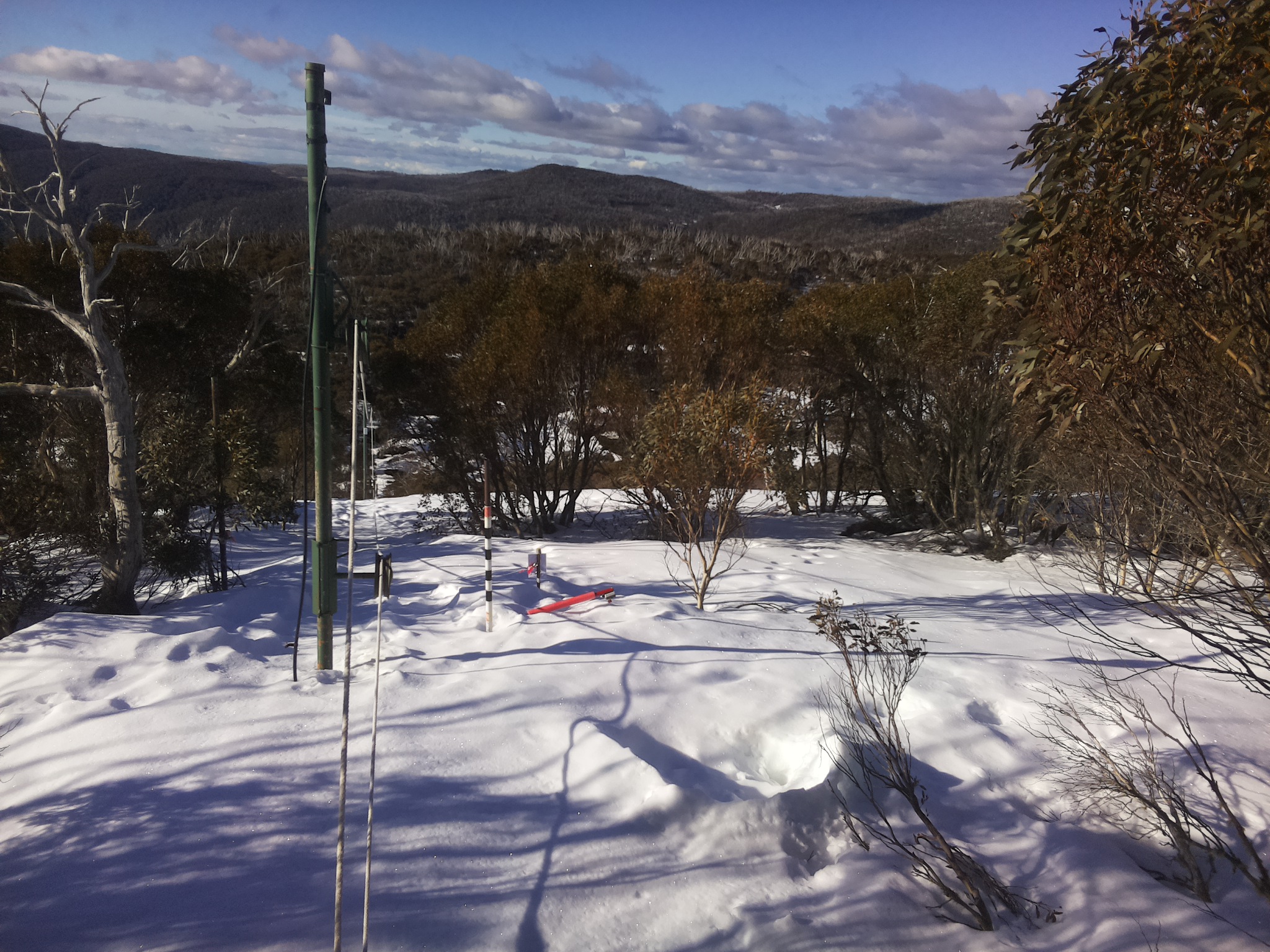 Bogong Web Cam 8:50am Saturday 23rd of August 2025