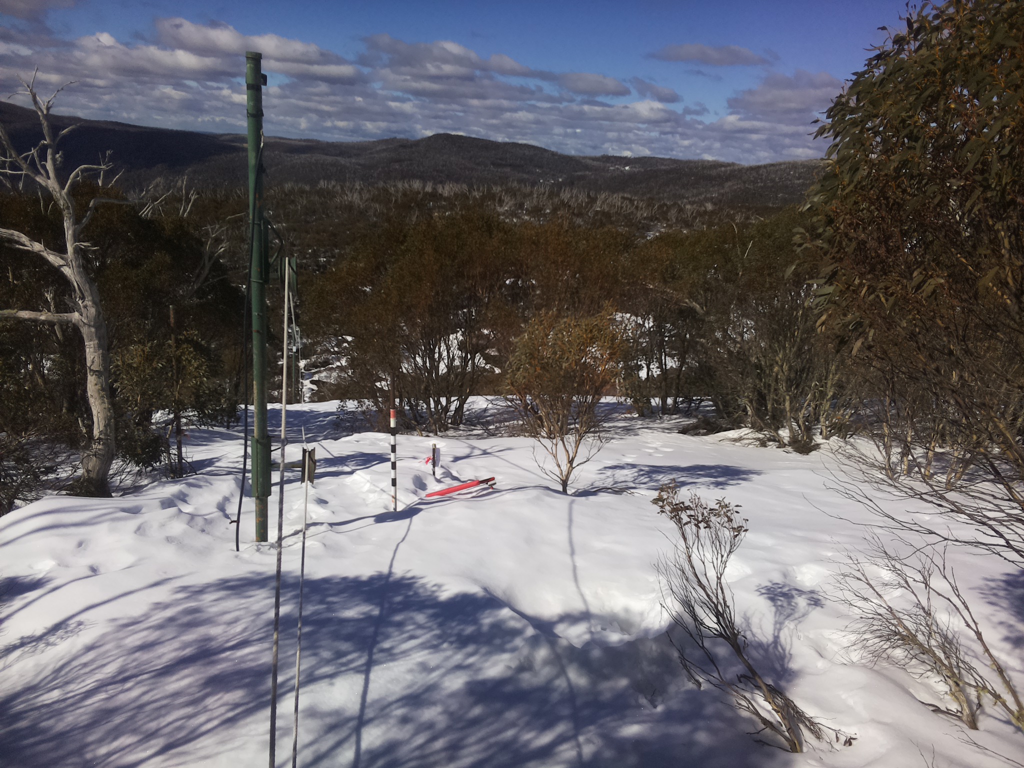 Bogong Web Cam 10:40am Saturday 23rd of August 2025