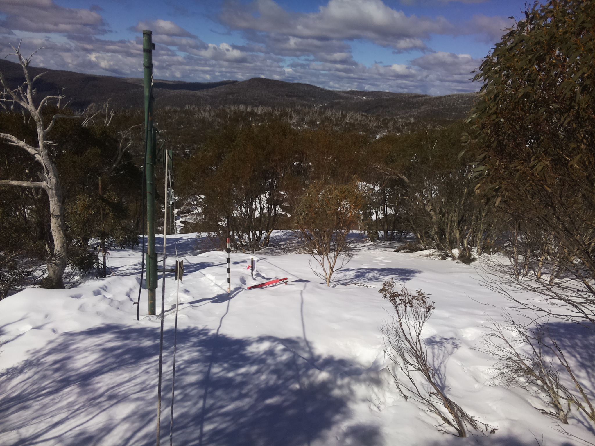 Bogong Web Cam 11:10am Saturday 23rd of August 2025