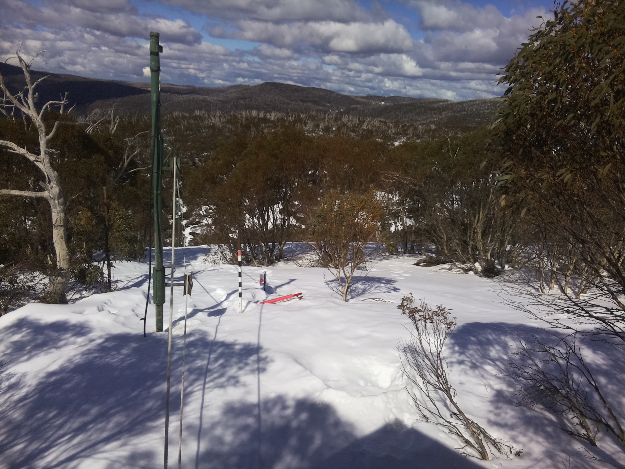 Bogong Web Cam 12:20pm Saturday 23rd of August 2025