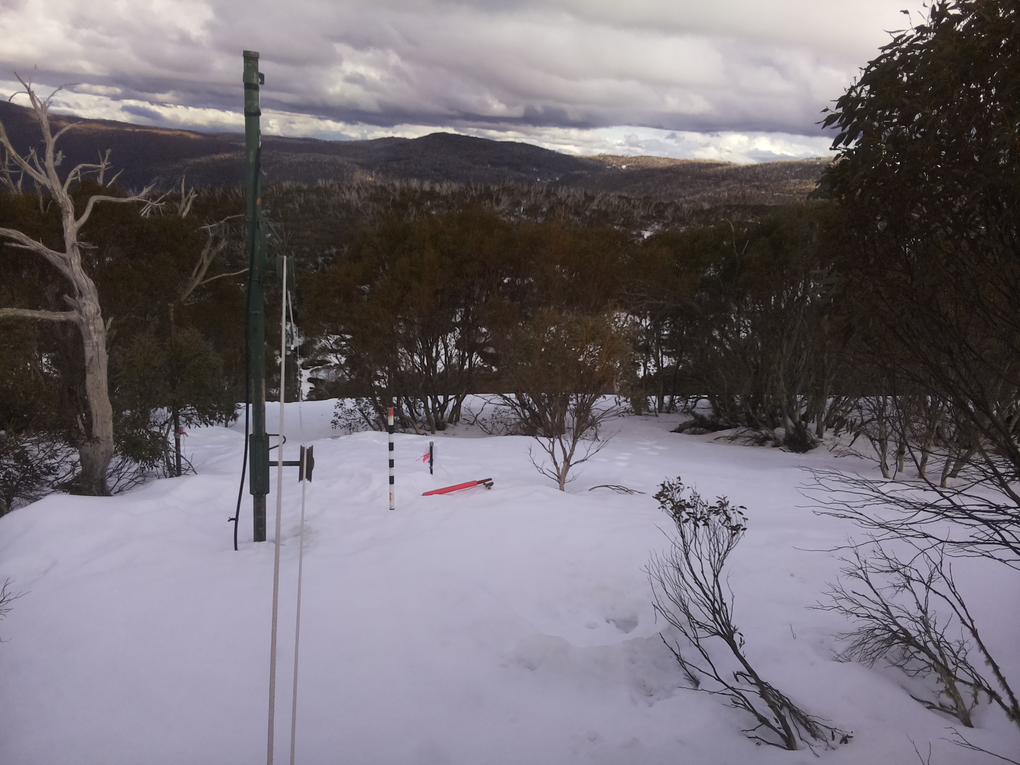 Bogong Web Cam 3:40pm Saturday 23rd of August 2025