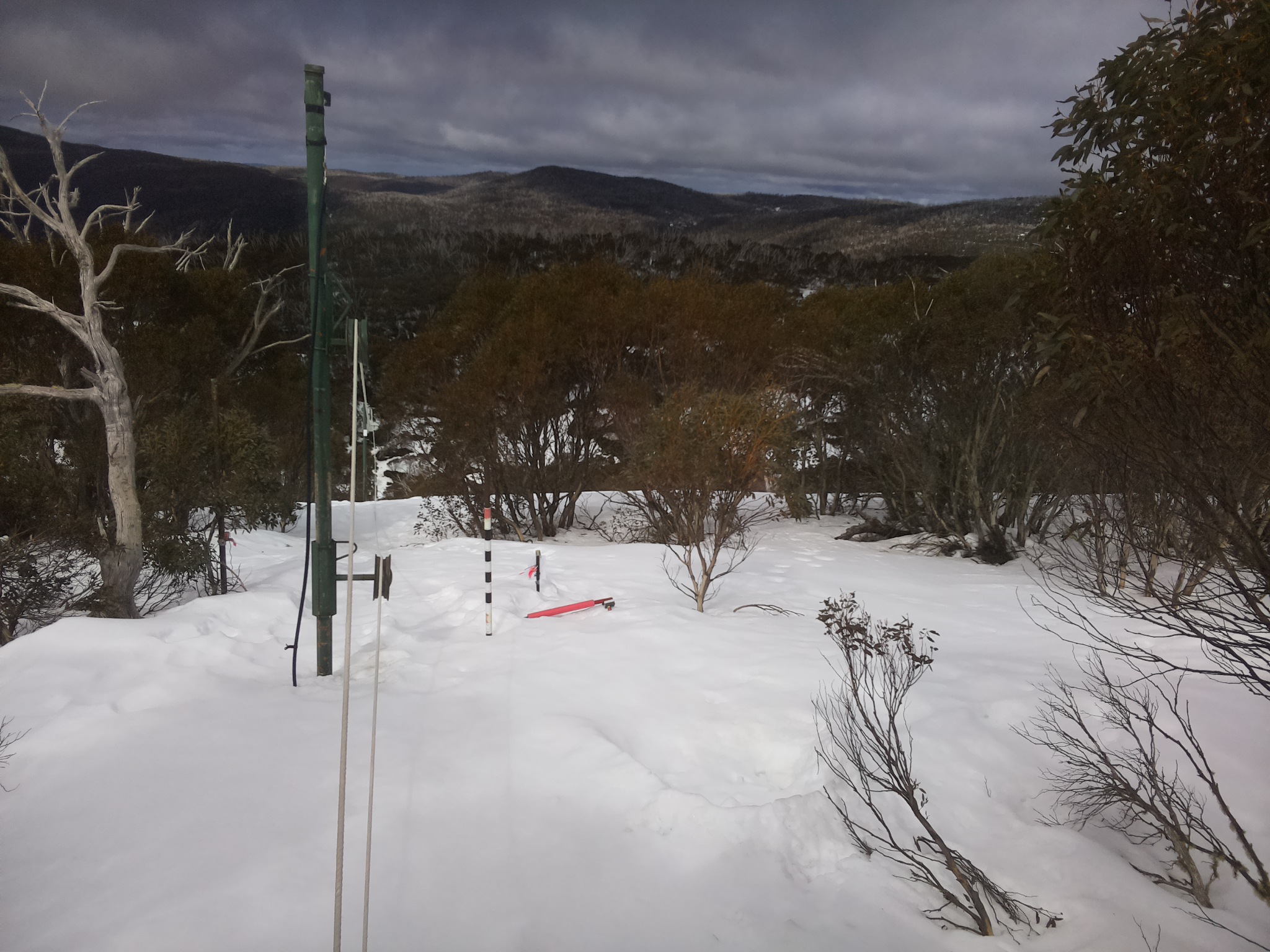 Bogong Web Cam 12:30pm Sunday 24th of August 2025