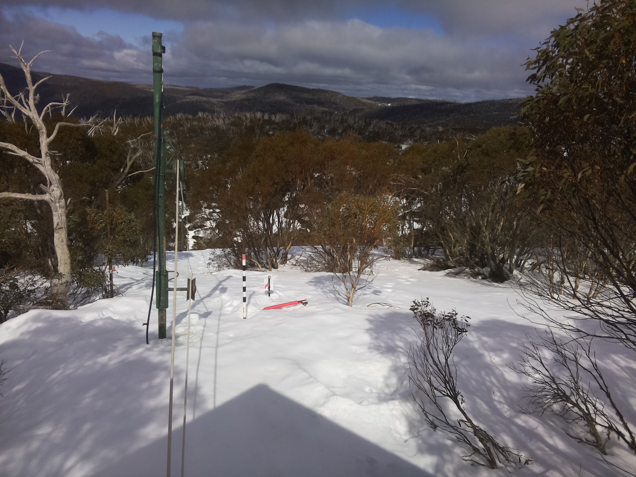 Bogong Web Cam 1:20pm Sunday 24th of August 2025
