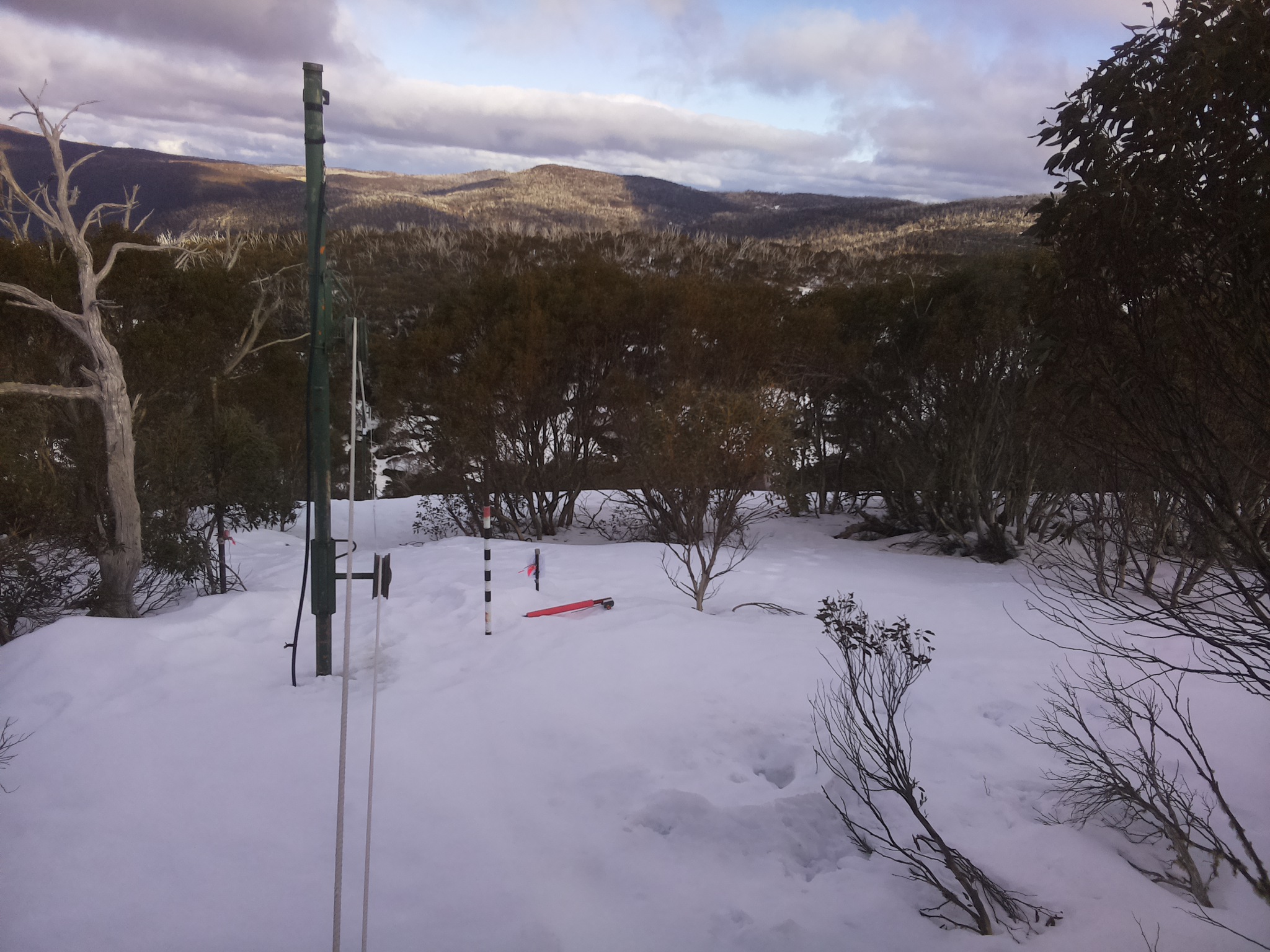 Bogong Web Cam 3:50pm Sunday 24th of August 2025