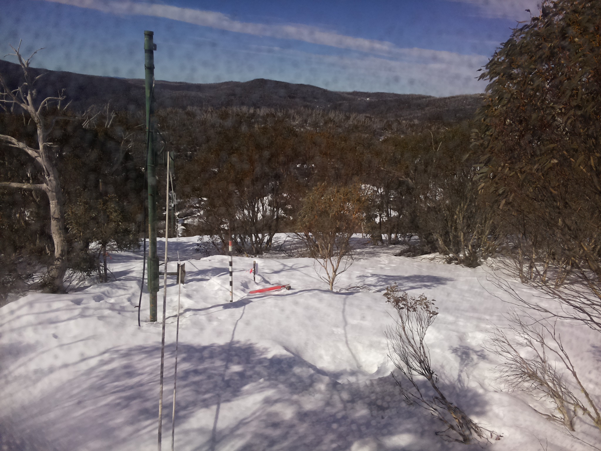 Bogong Web Cam 10:30am Monday 25th of August 2025