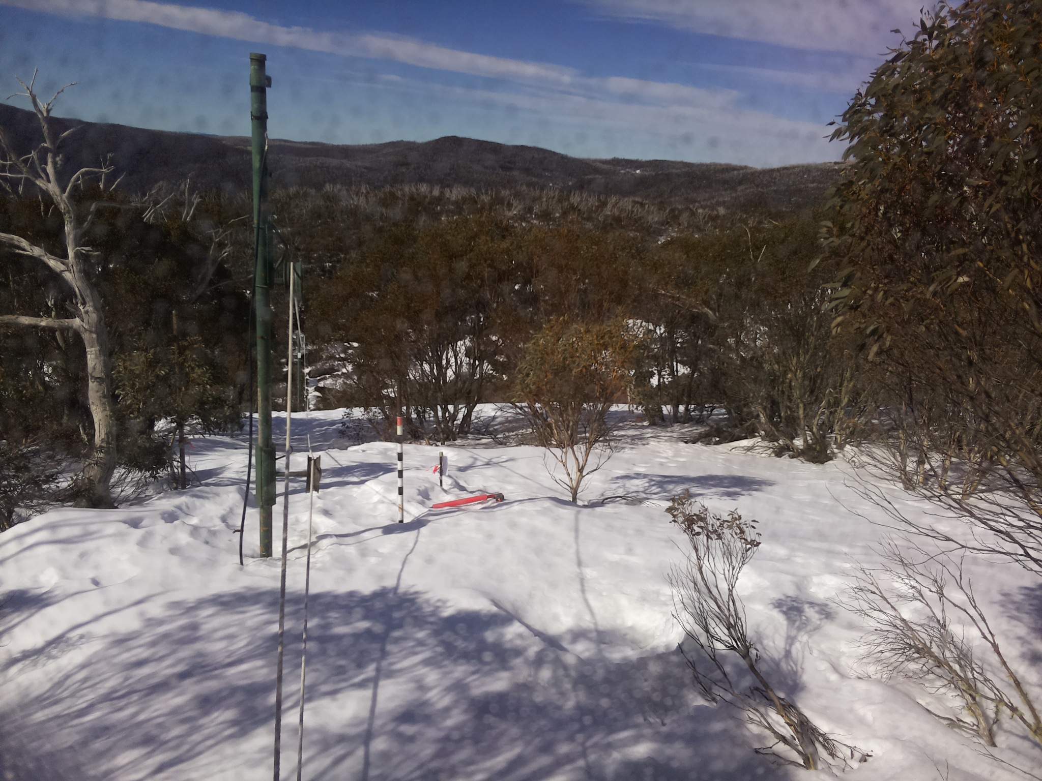 Bogong Web Cam 10:40am Monday 25th of August 2025