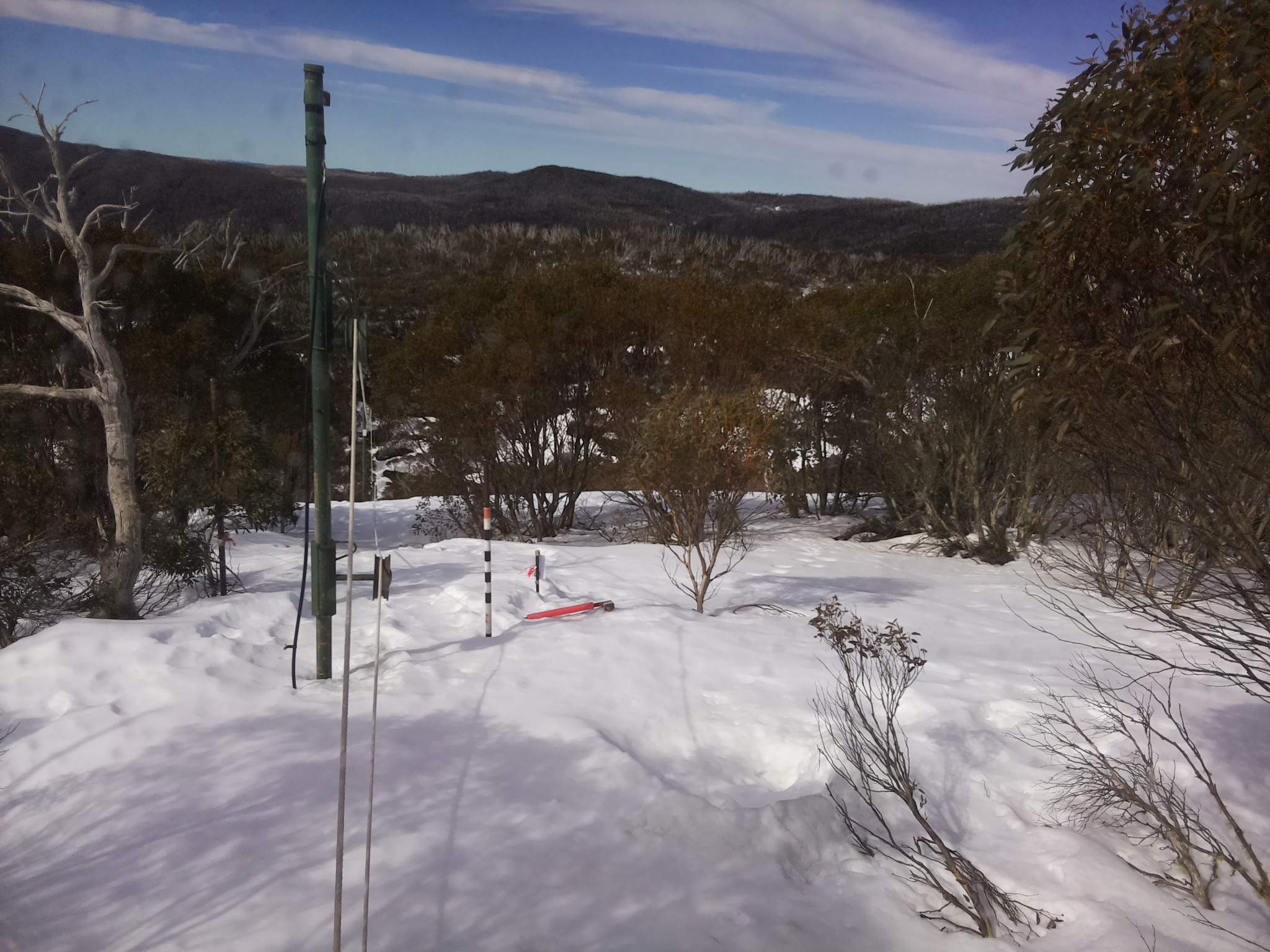 Bogong Web Cam 10:50am Monday 25th of August 2025