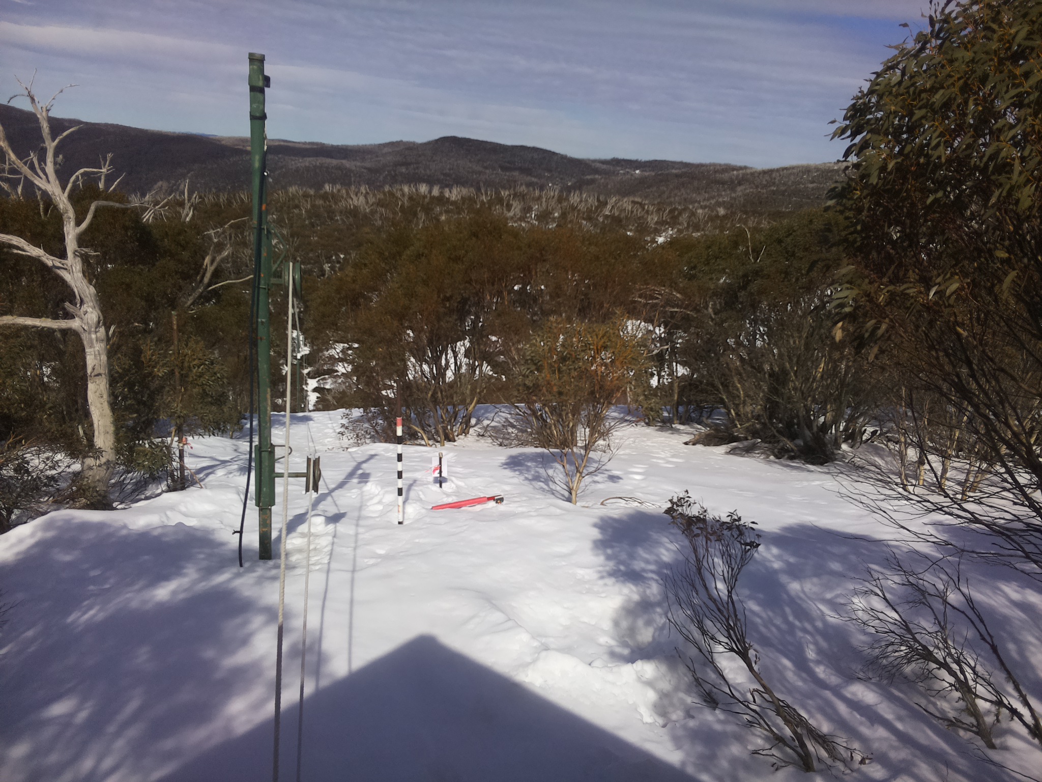 Bogong Web Cam 1:20pm Monday 25th of August 2025