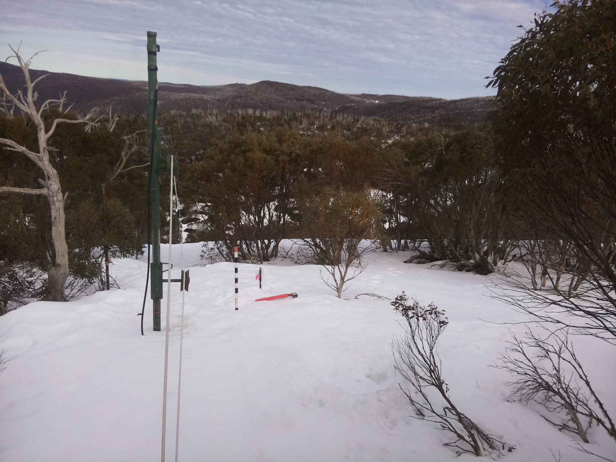 Bogong Web Cam 2:50pm Monday 25th of August 2025