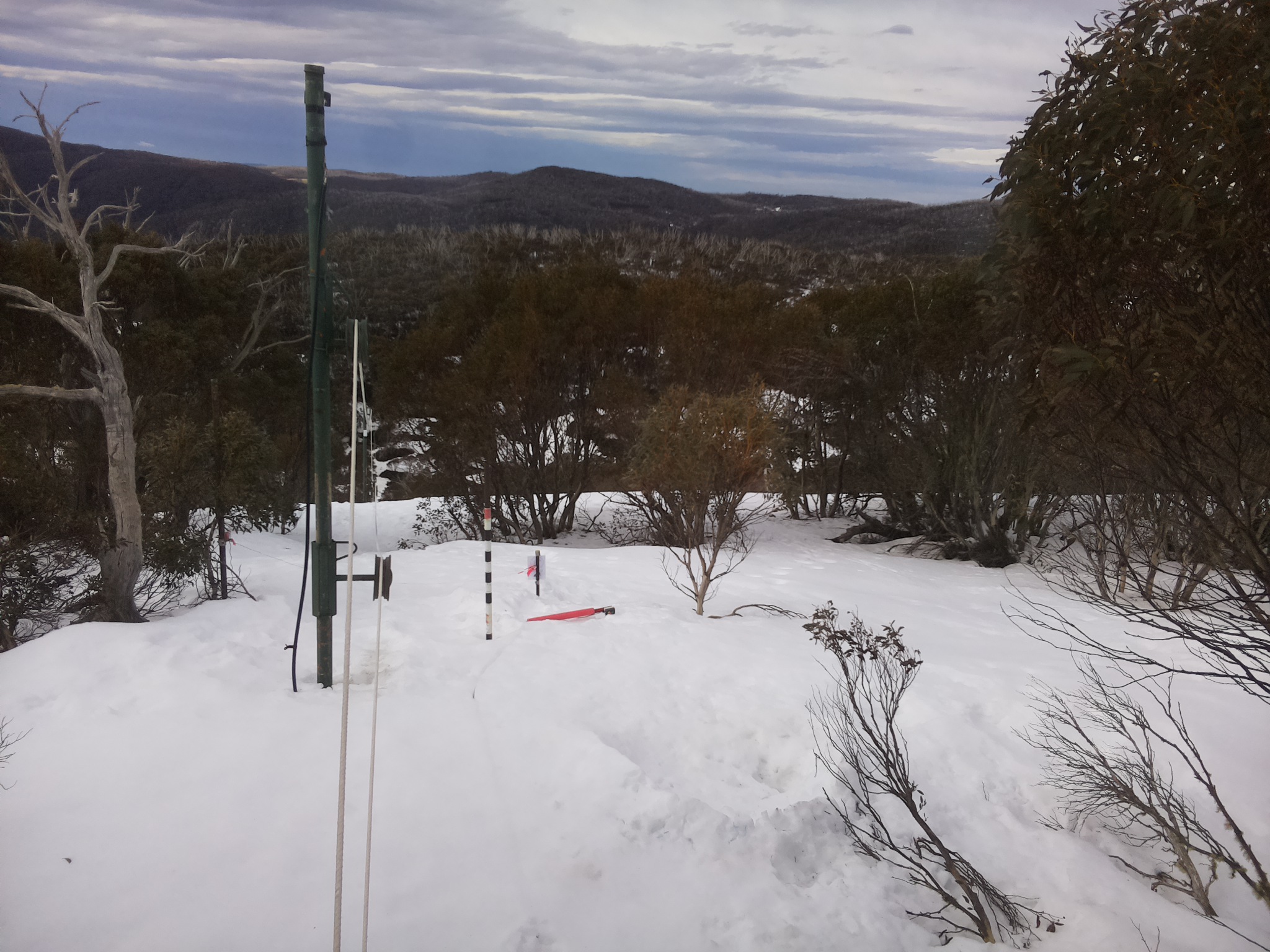 Bogong Web Cam 9:30am Tuesday 26th of August 2025
