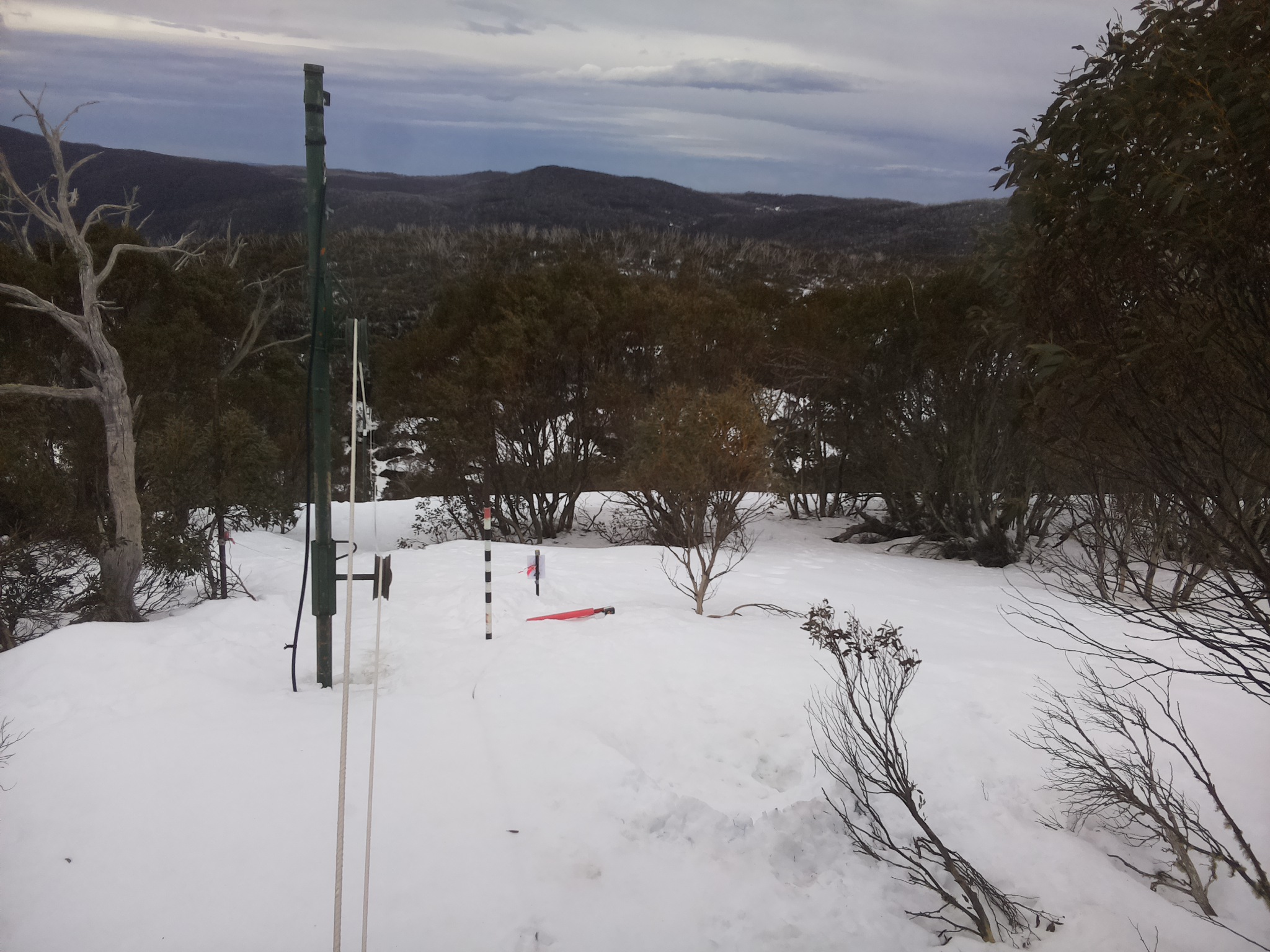 Bogong Web Cam 10:40am Tuesday 26th of August 2025
