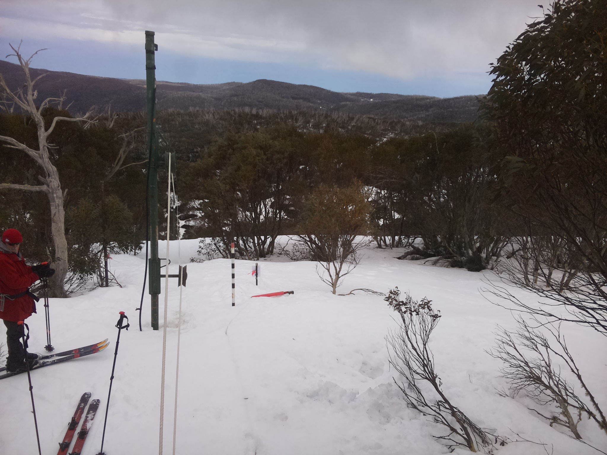 Bogong Web Cam 1:20pm Tuesday 26th of August 2025