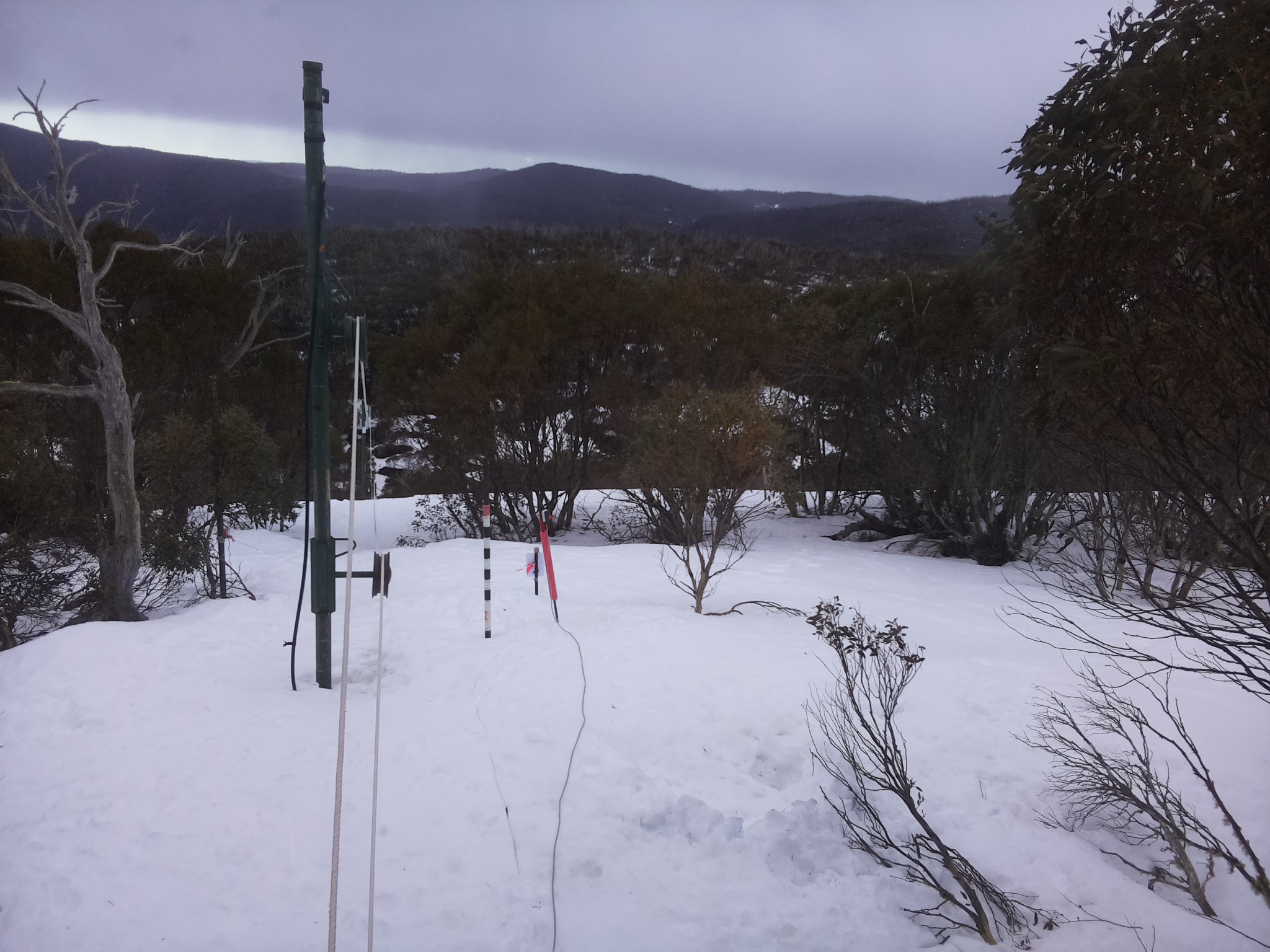 Bogong Web Cam 4:40pm Tuesday 26th of August 2025