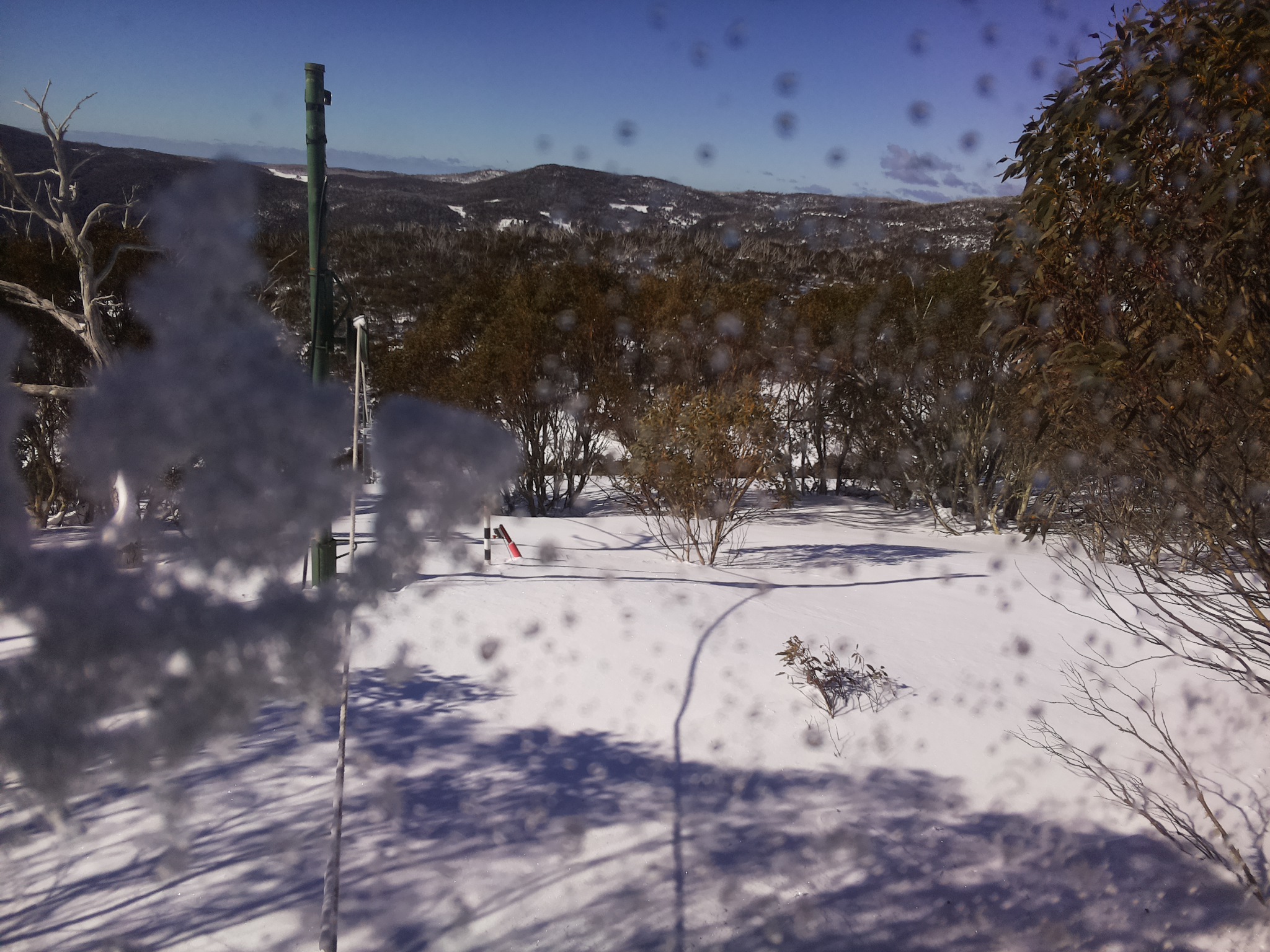 Bogong Web Cam 9:40am Sunday 31st of August 2025