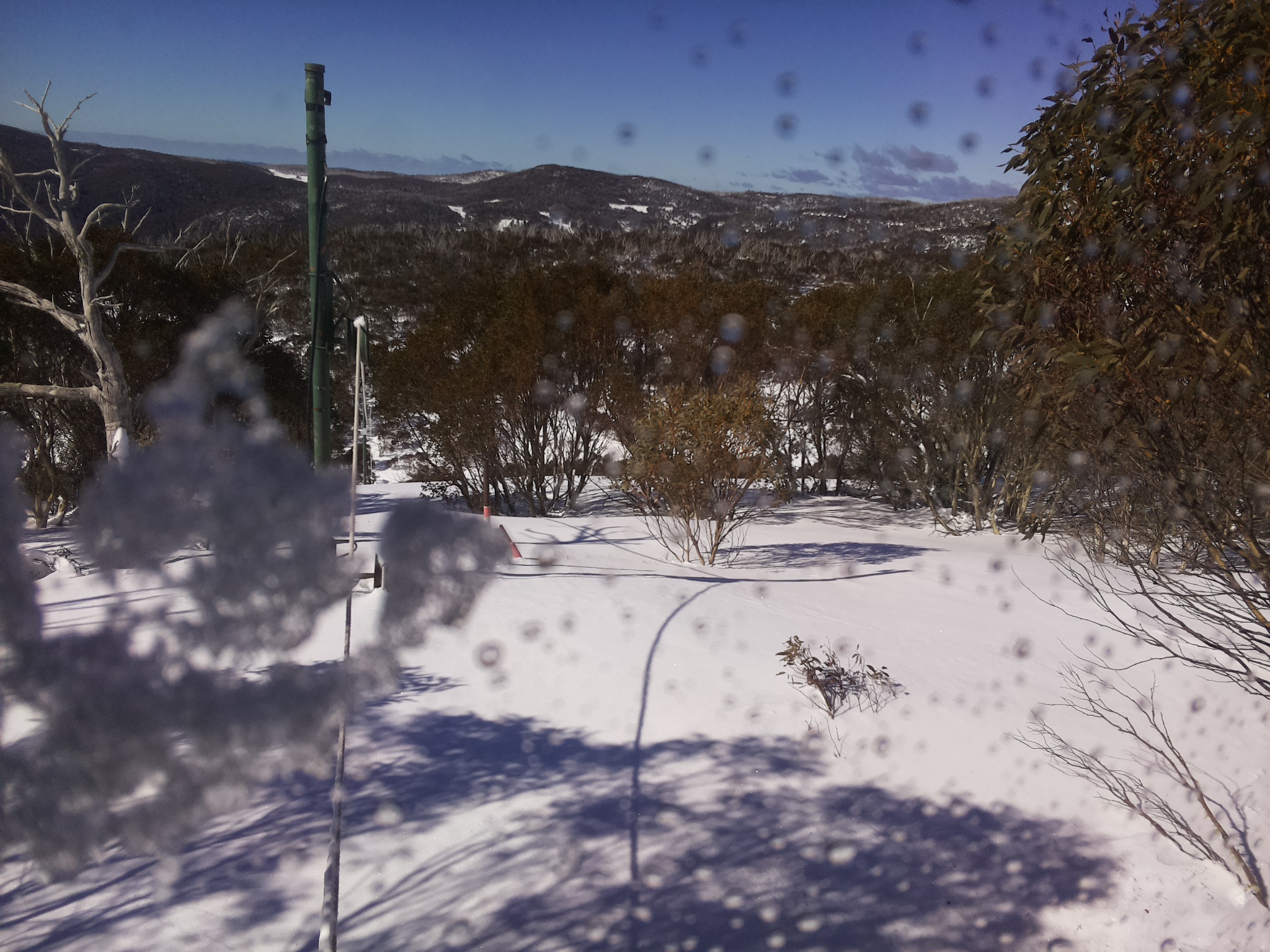 Bogong Web Cam 10:00am Sunday 31st of August 2025