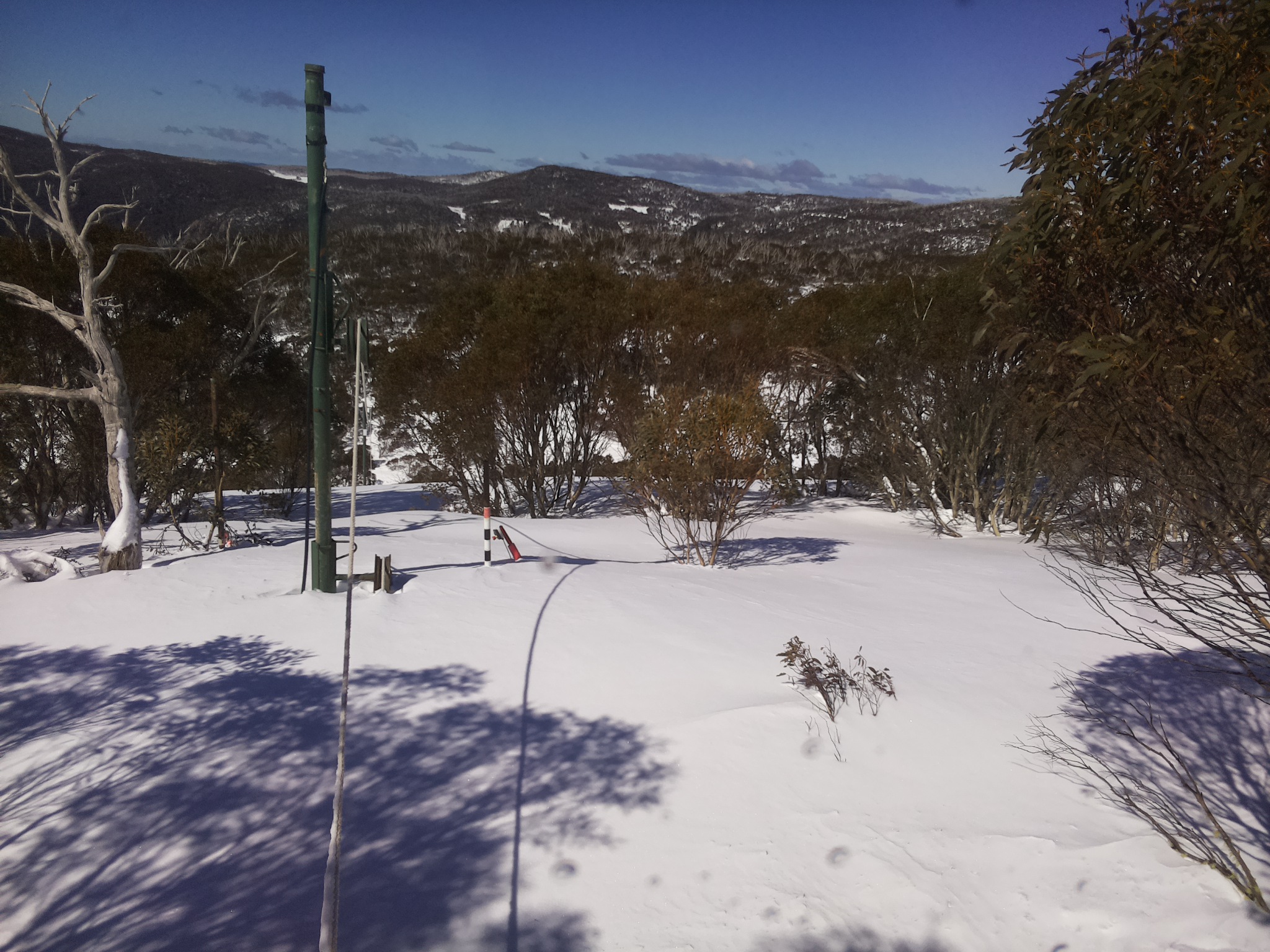 Bogong Web Cam 11:20am Sunday 31st of August 2025