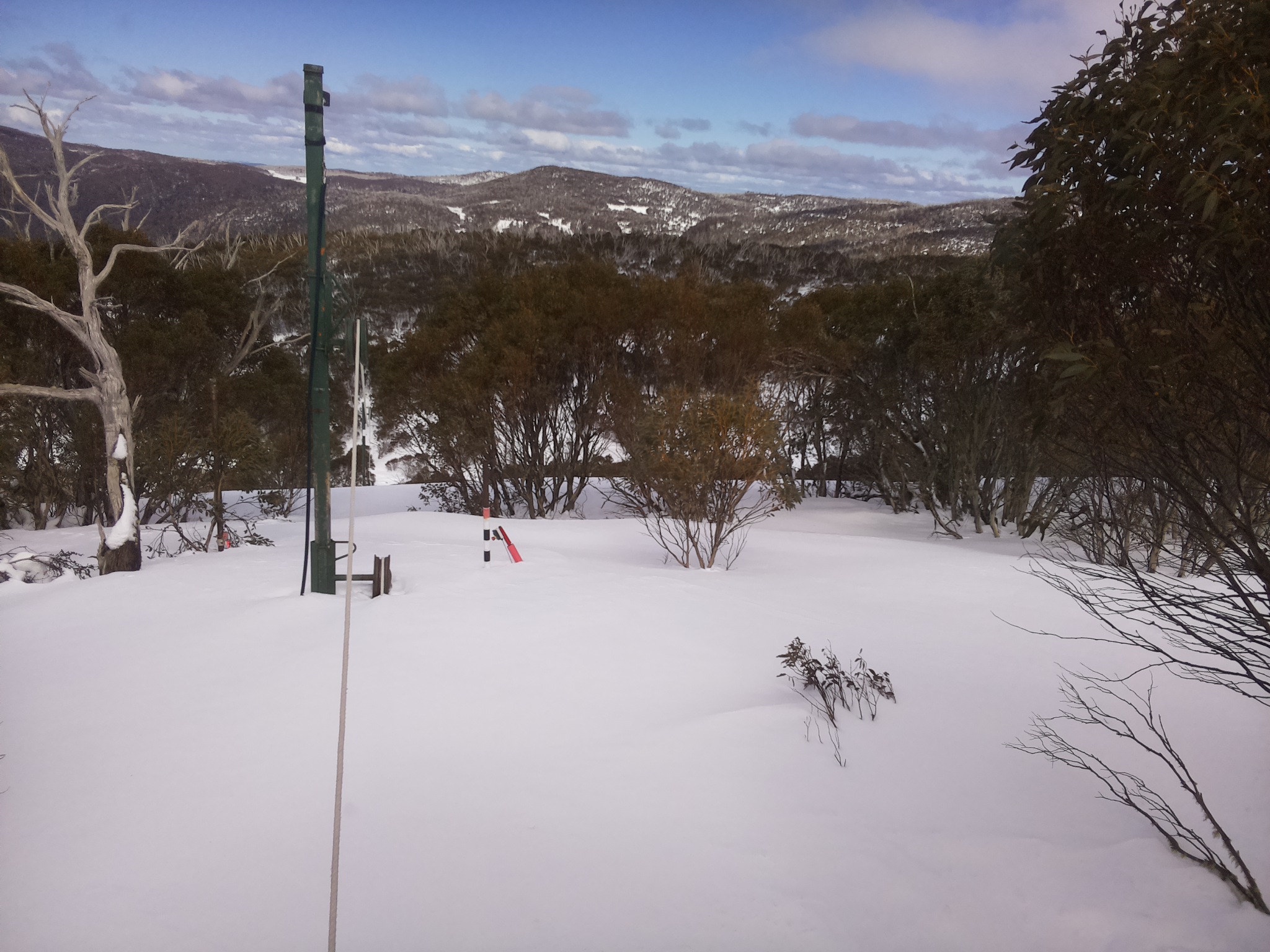 Bogong Web Cam 1:30pm Sunday 31st of August 2025