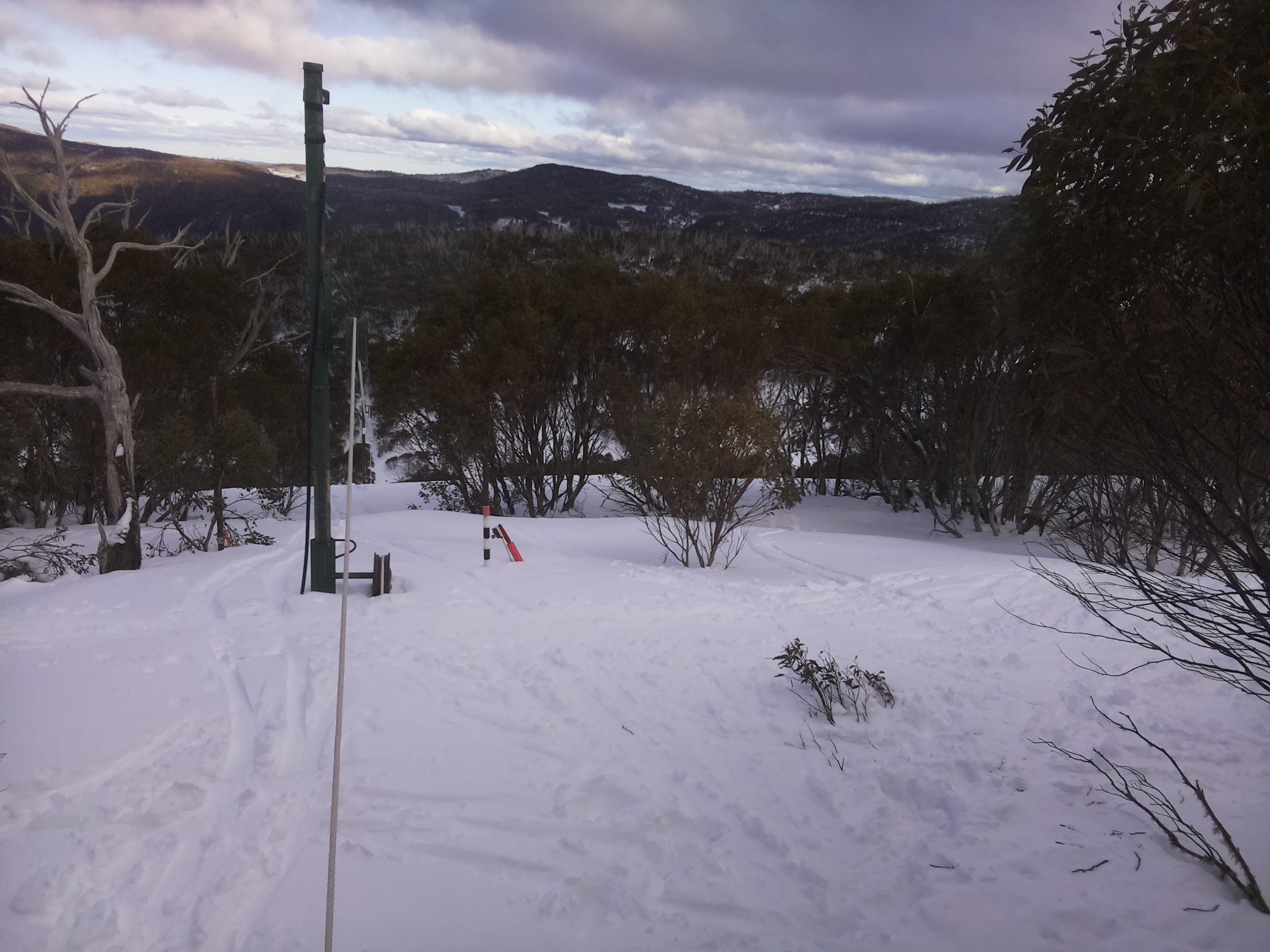 Bogong Web Cam 4:10pm Sunday 31st of August 2025