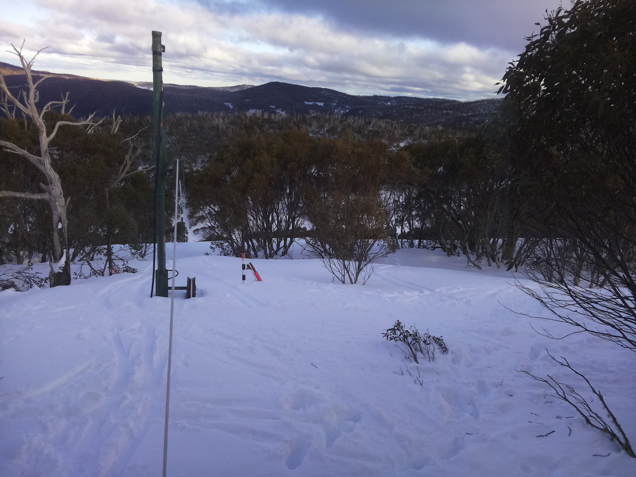 Bogong Web Cam 4:40pm Sunday 31st of August 2025