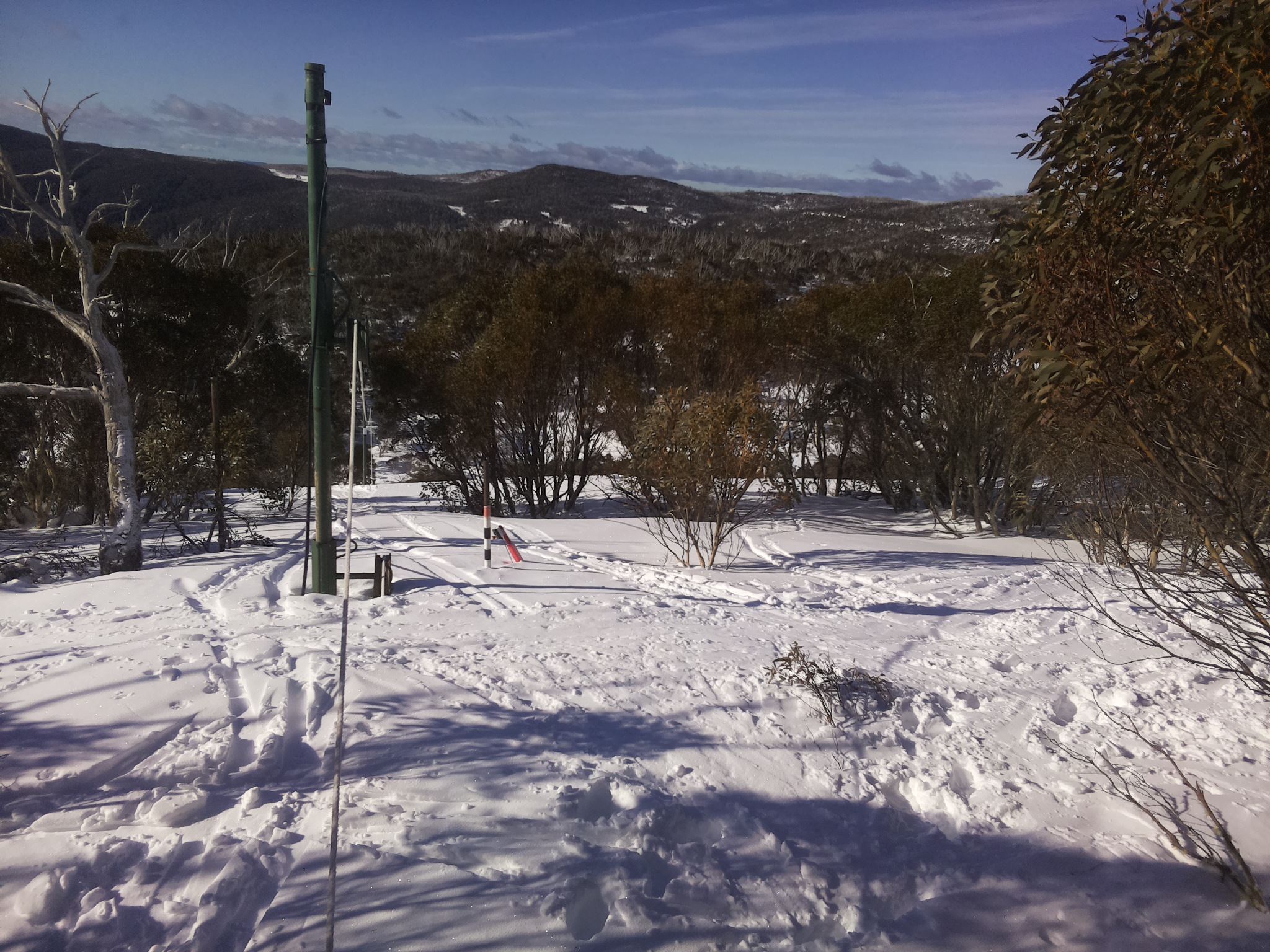 Bogong Web Cam 8:50am Monday 1st of September 2025