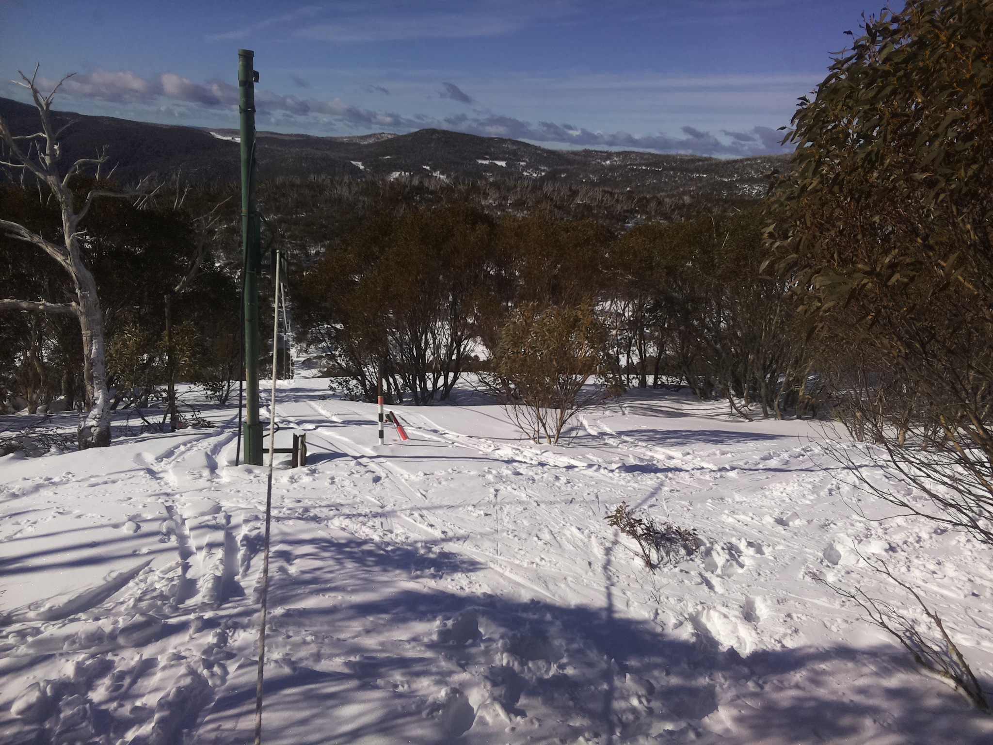 Bogong Web Cam 9:10am Monday 1st of September 2025