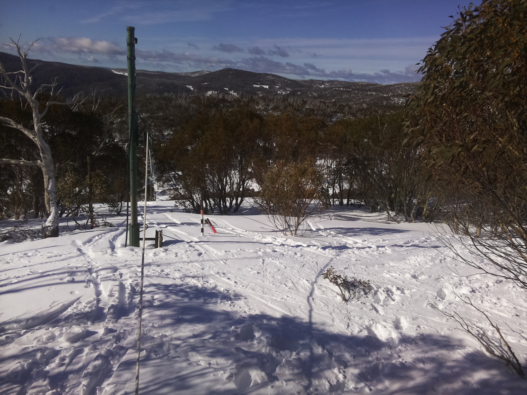 Bogong Web Cam 9:20am Monday 1st of September 2025