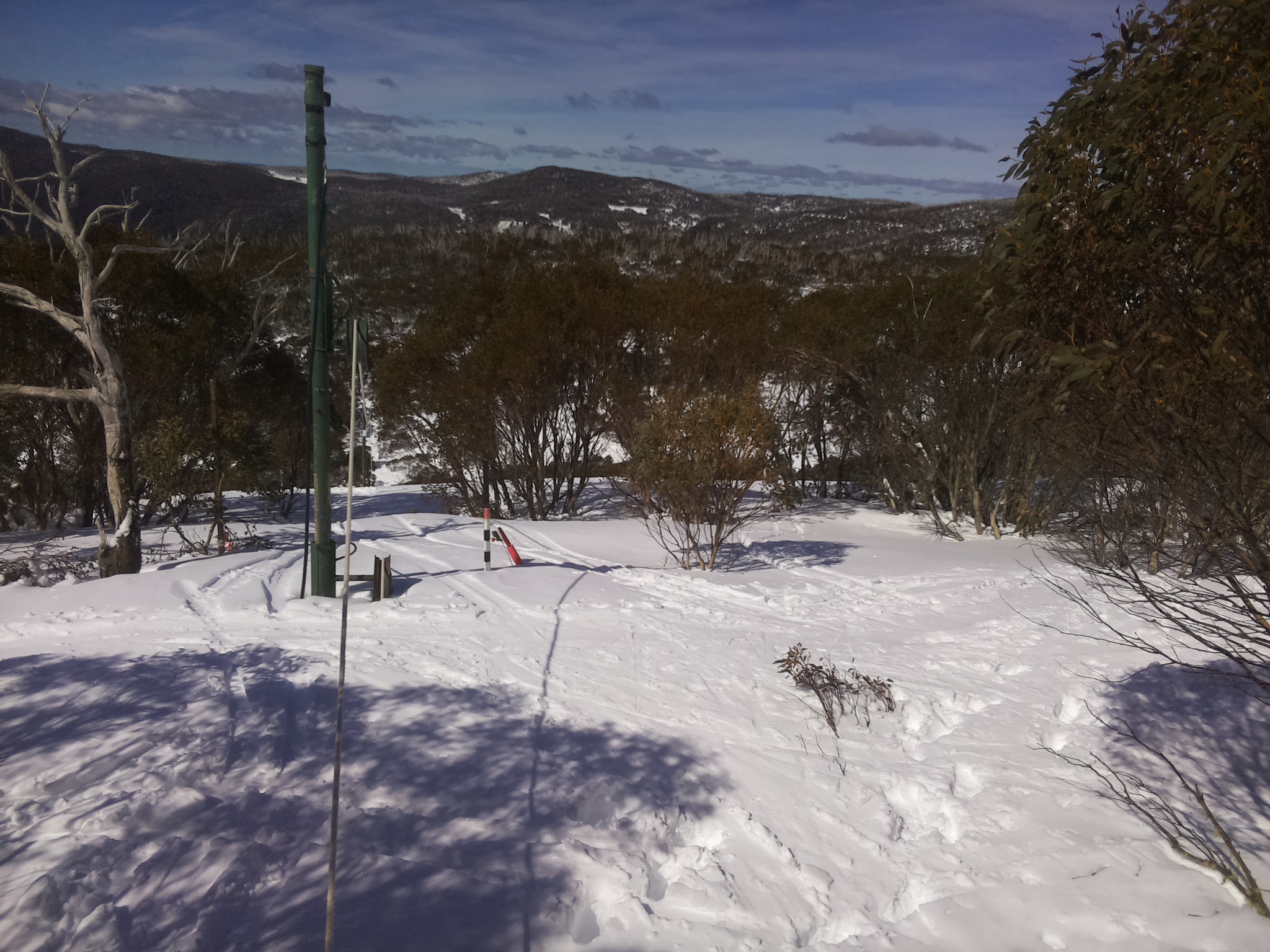 Bogong Web Cam 11:10am Monday 1st of September 2025