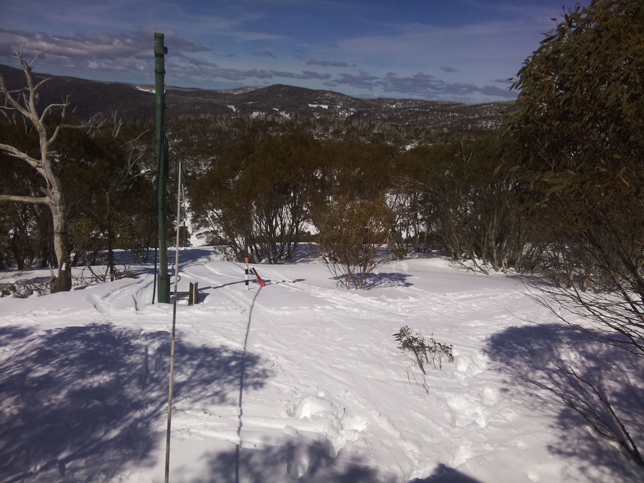 Bogong Web Cam 12:00pm Monday 1st of September 2025