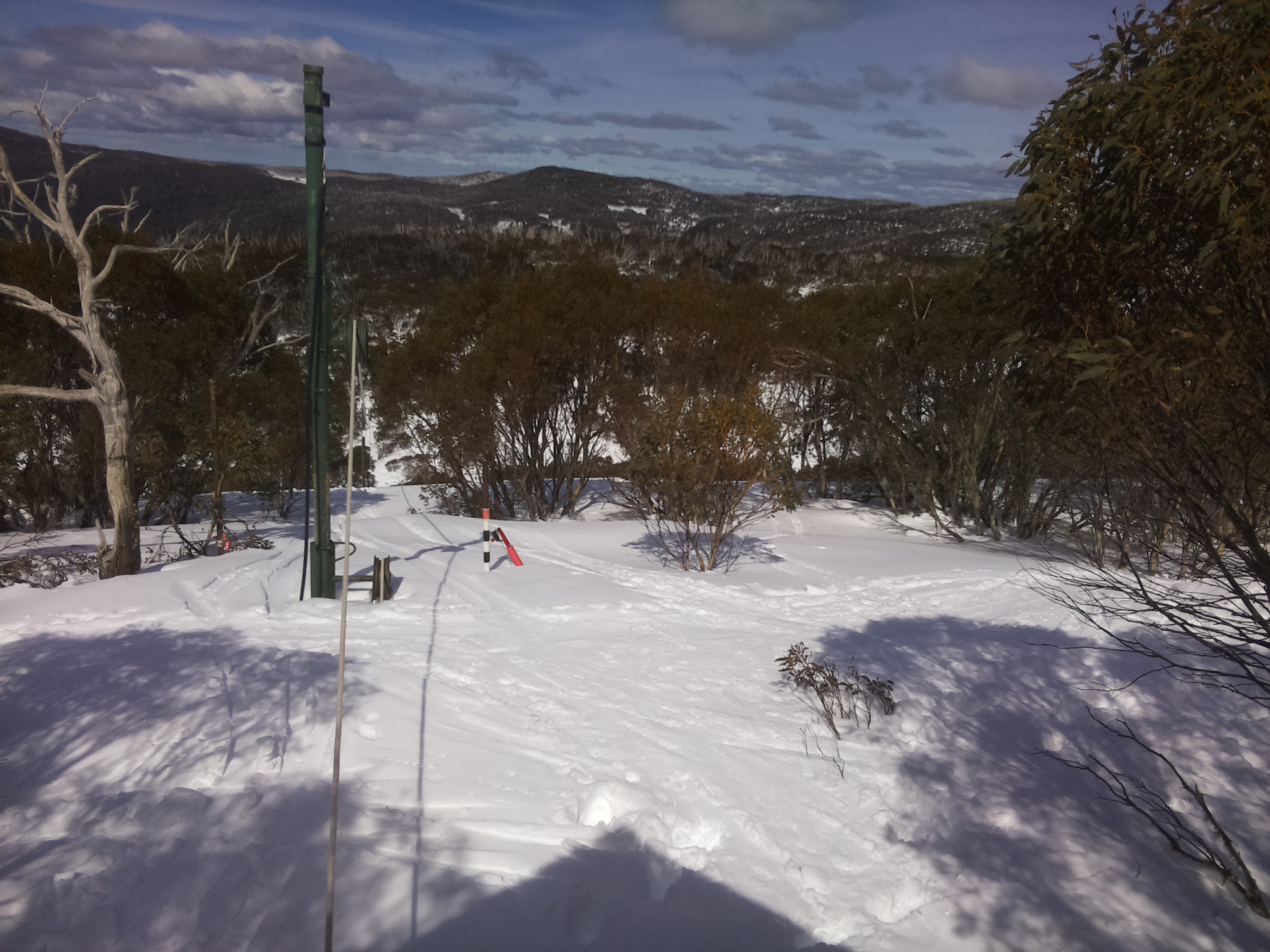 Bogong Web Cam 12:50pm Monday 1st of September 2025