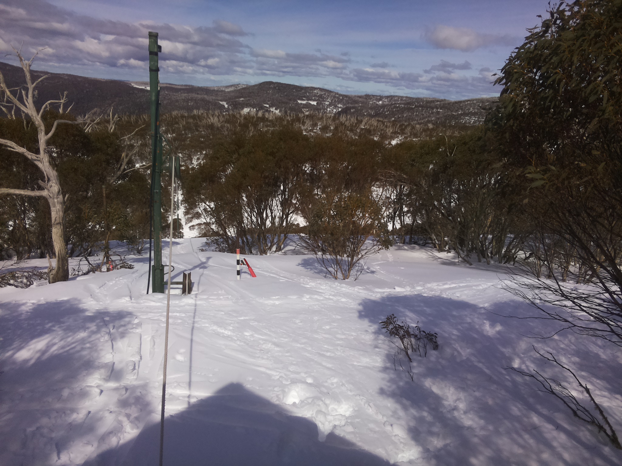 Bogong Web Cam 1:20pm Monday 1st of September 2025