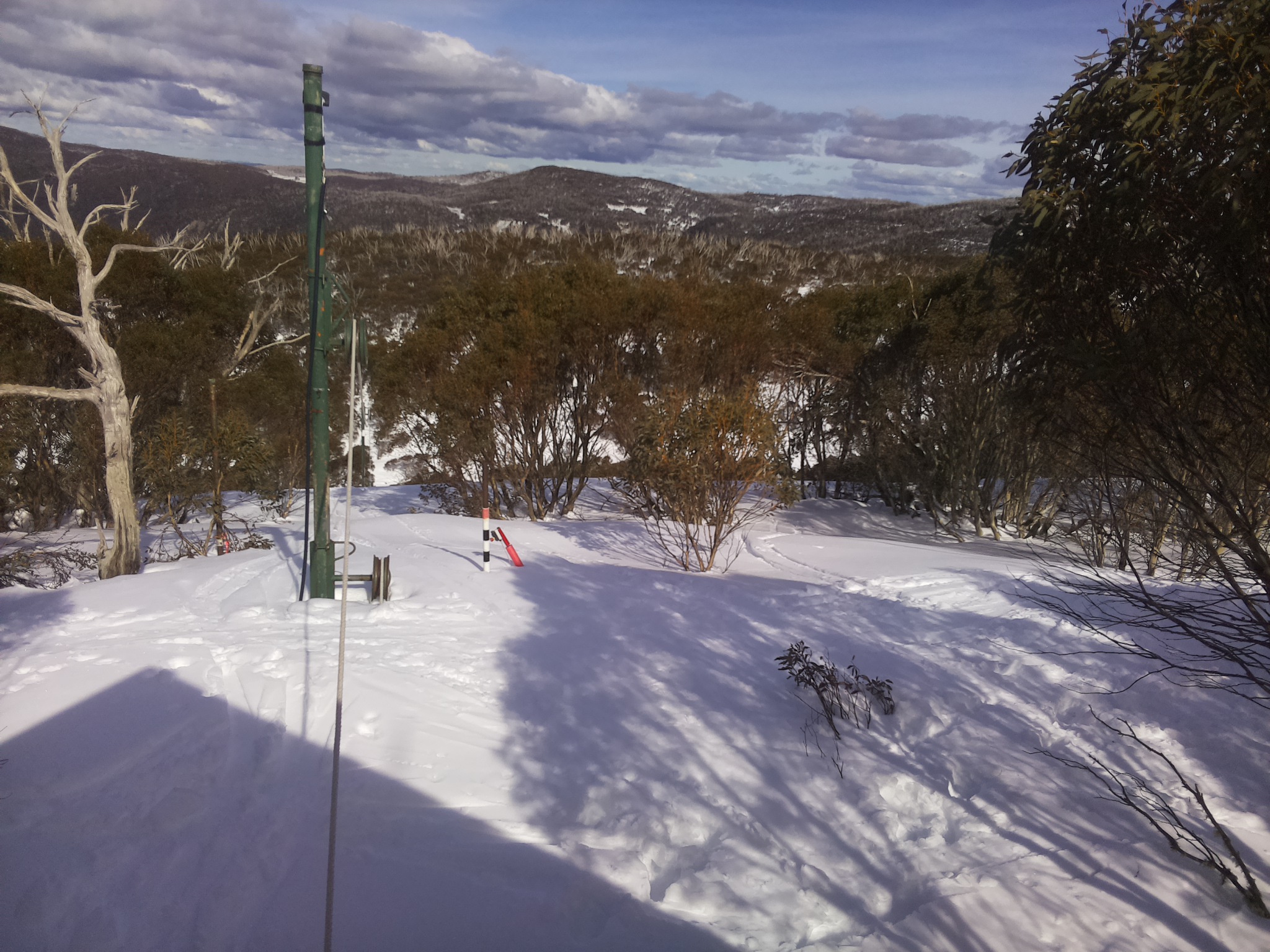 Bogong Web Cam 2:30pm Monday 1st of September 2025