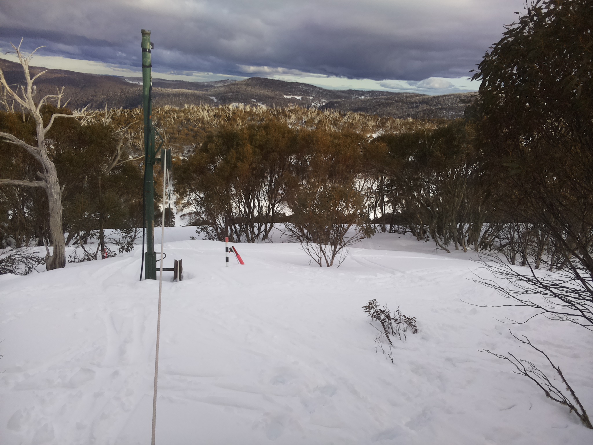 Bogong Web Cam 4:40pm Monday 1st of September 2025