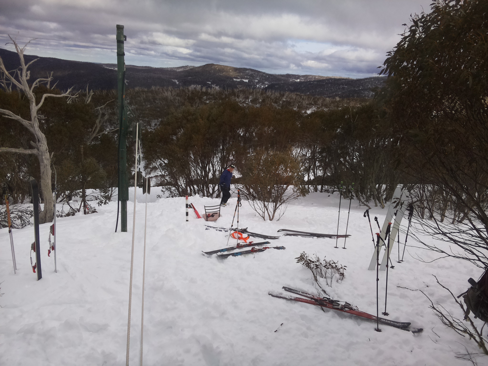 Bogong Web Cam 3:10pm Tuesday 2nd of September 2025