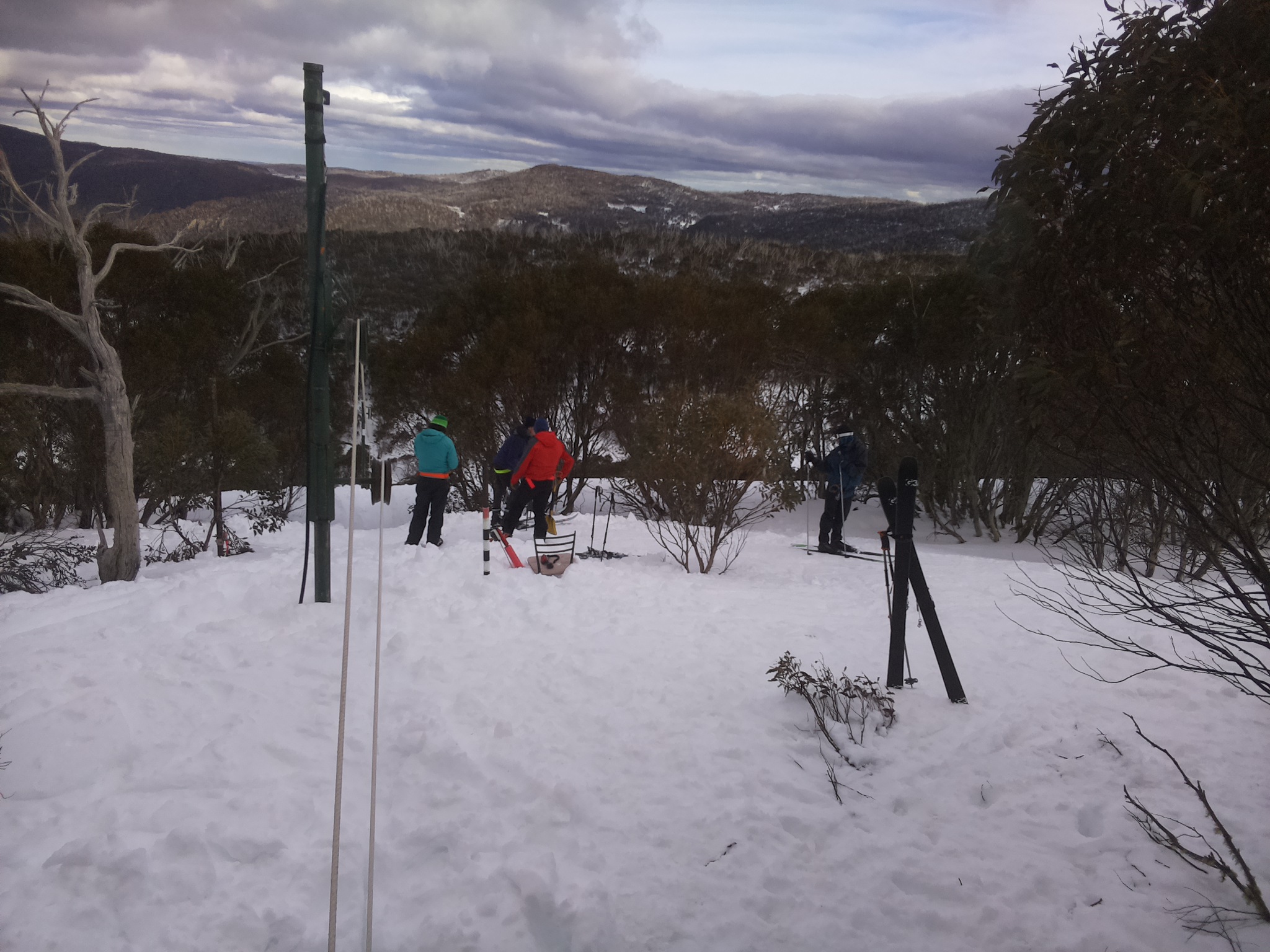 Bogong Web Cam 4:00pm Tuesday 2nd of September 2025