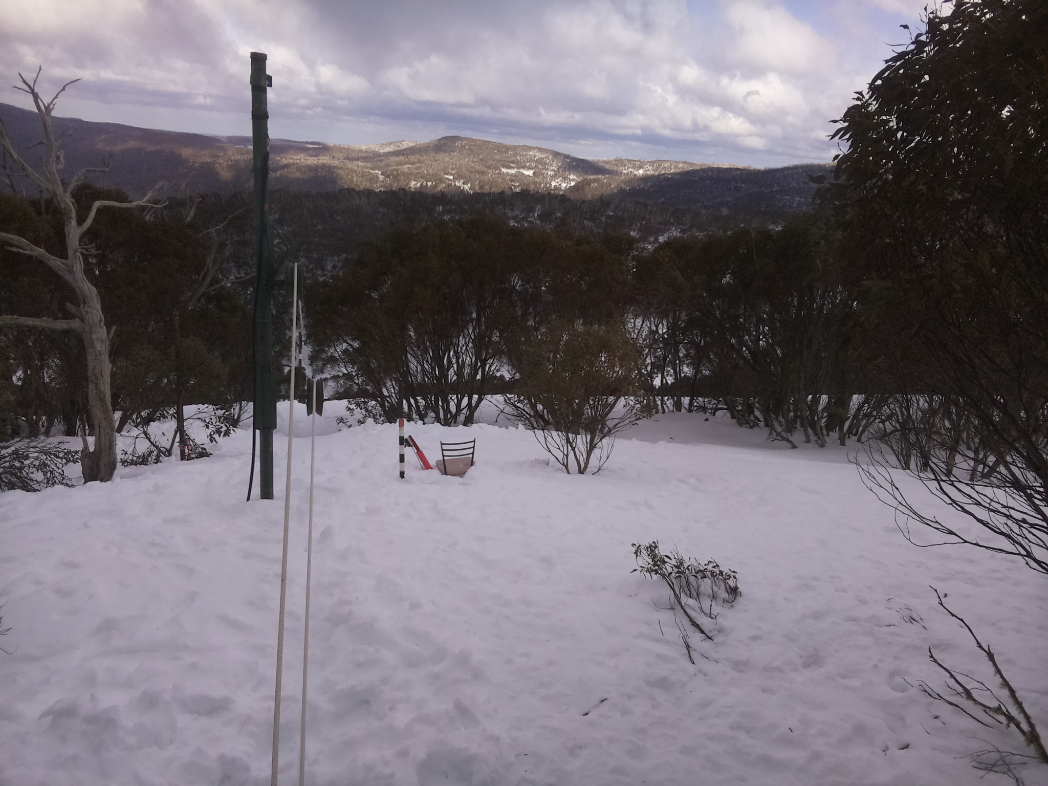 Bogong Web Cam 2:20pm Wednesday 3rd of September 2025