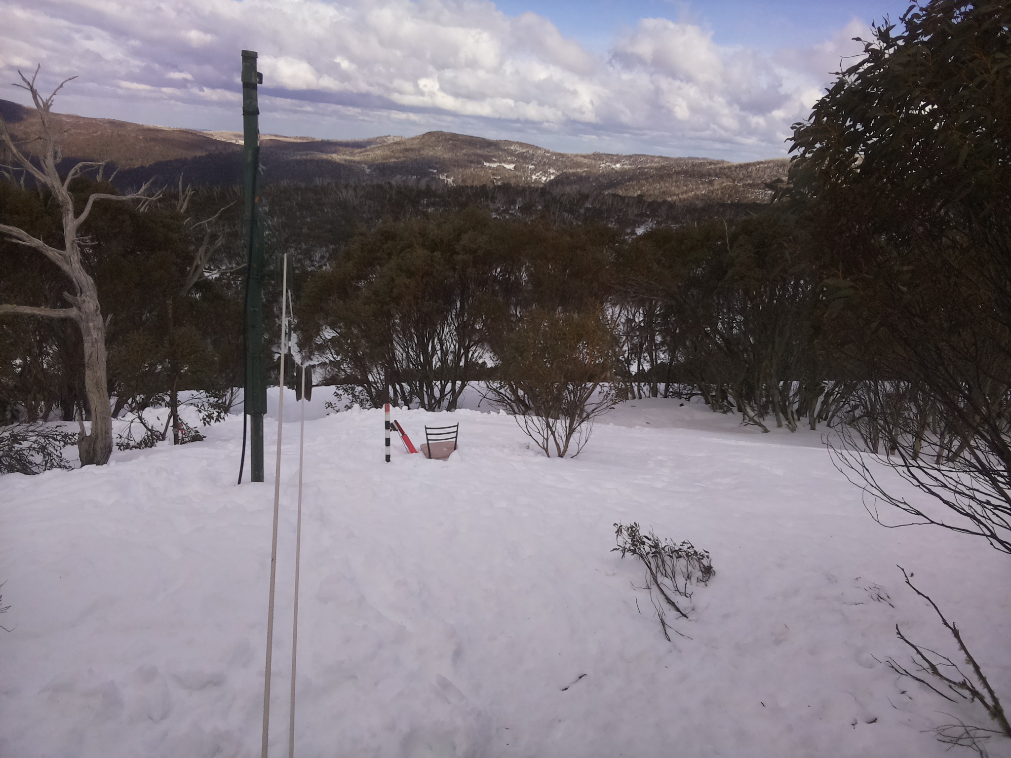 Bogong Web Cam 3:20pm Wednesday 3rd of September 2025