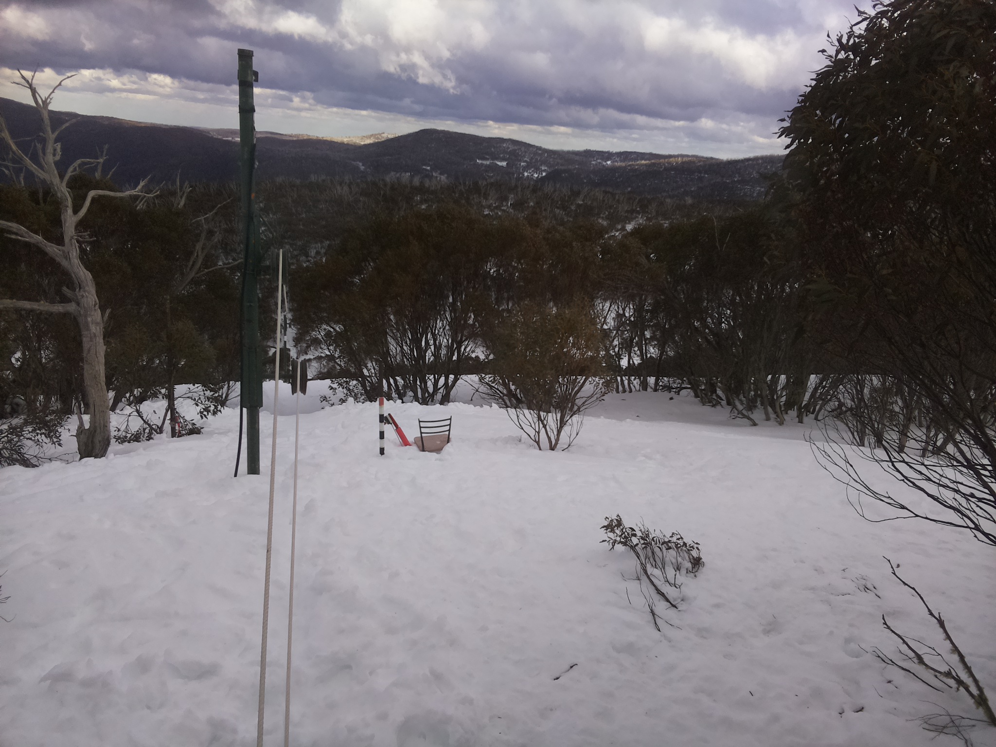 Bogong Web Cam 3:50pm Wednesday 3rd of September 2025