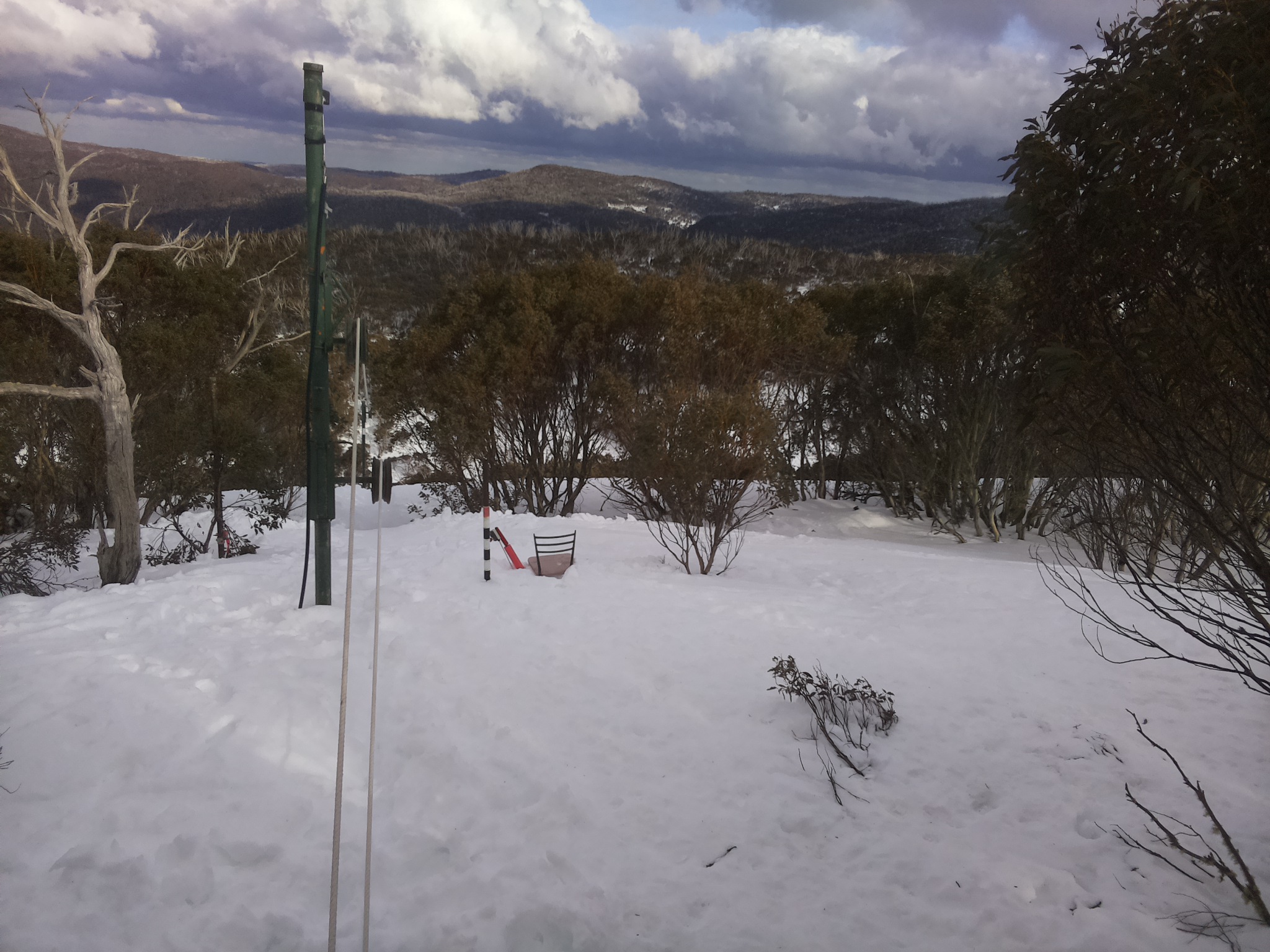 Bogong Web Cam 4:00pm Wednesday 3rd of September 2025