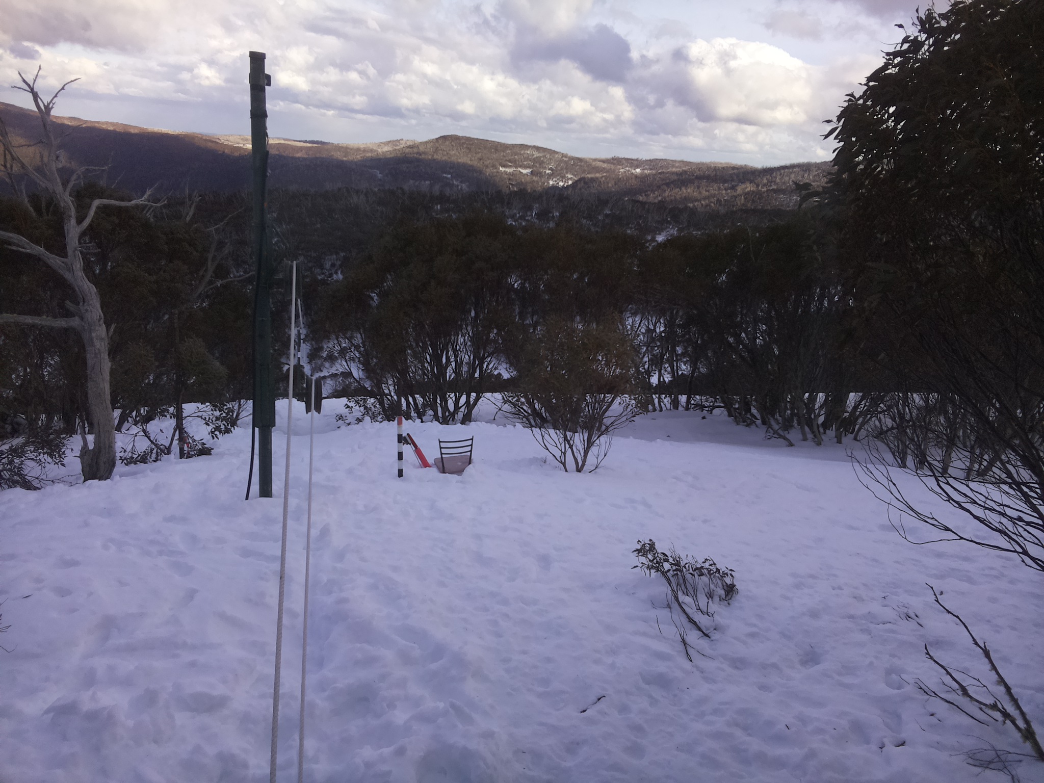 Bogong Web Cam 4:20pm Wednesday 3rd of September 2025