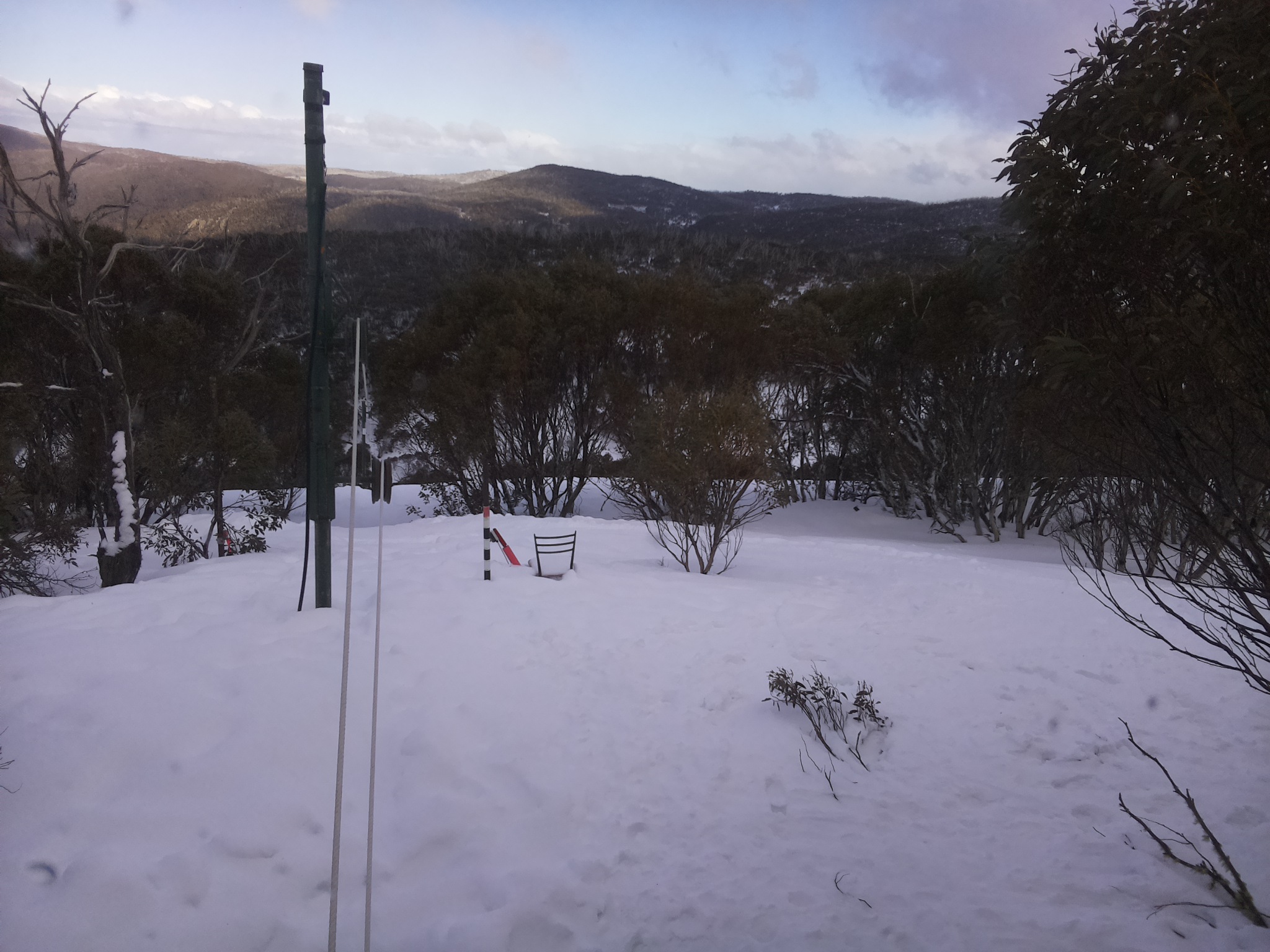 Bogong Web Cam 3:20pm Thursday 4th of September 2025