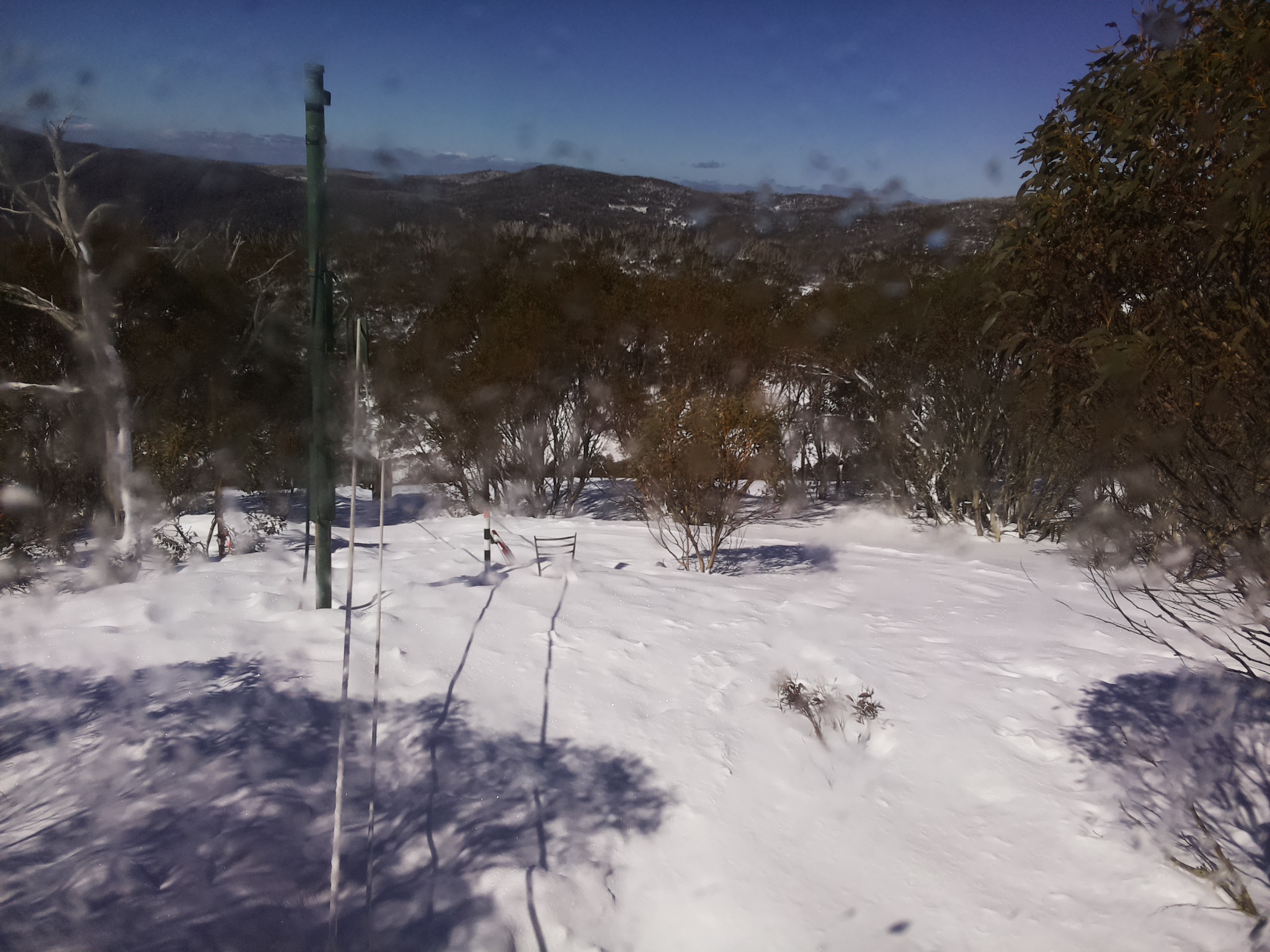 Bogong Web Cam 11:20am Friday 5th of September 2025