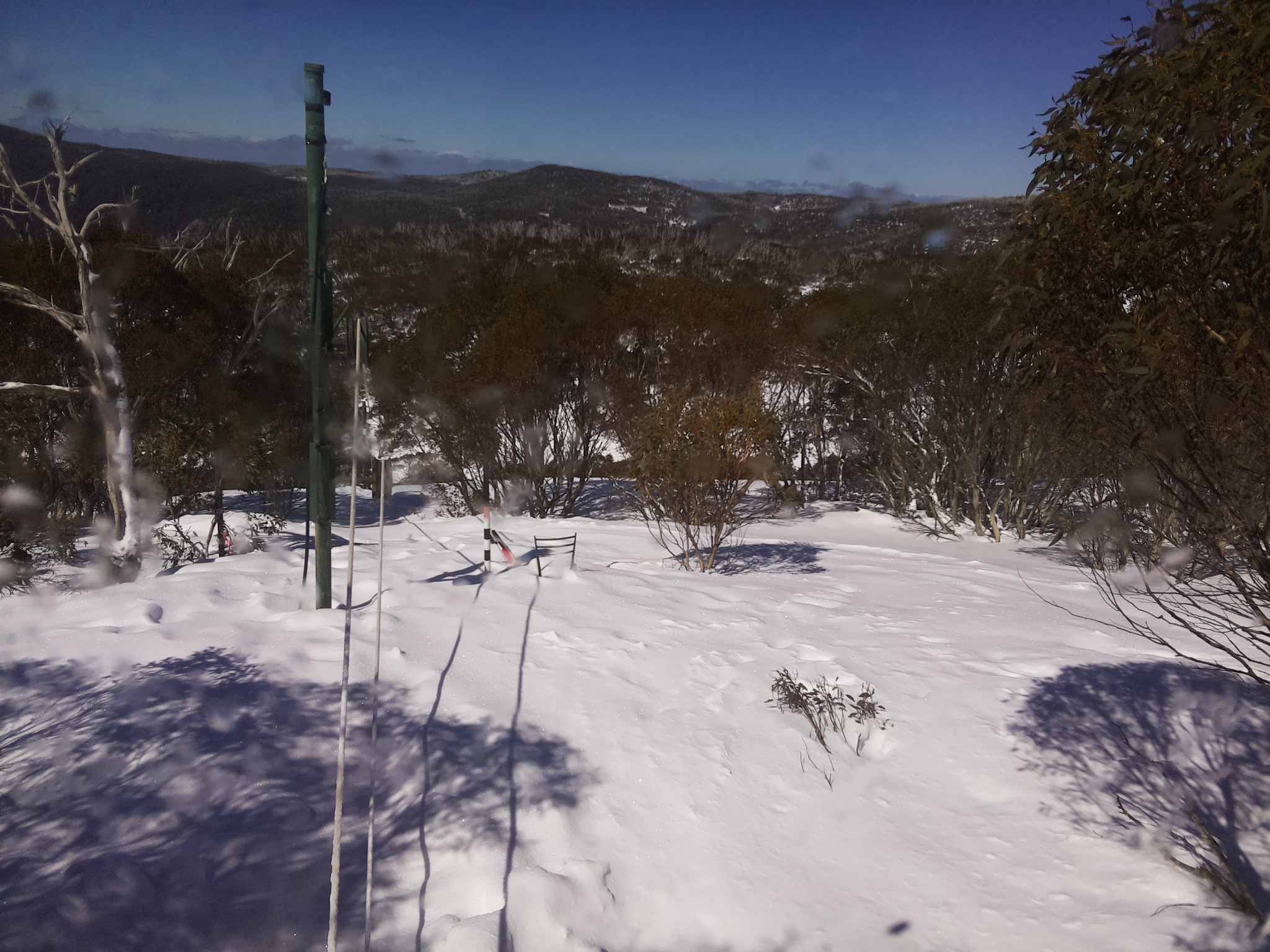 Bogong Web Cam 11:40am Friday 5th of September 2025