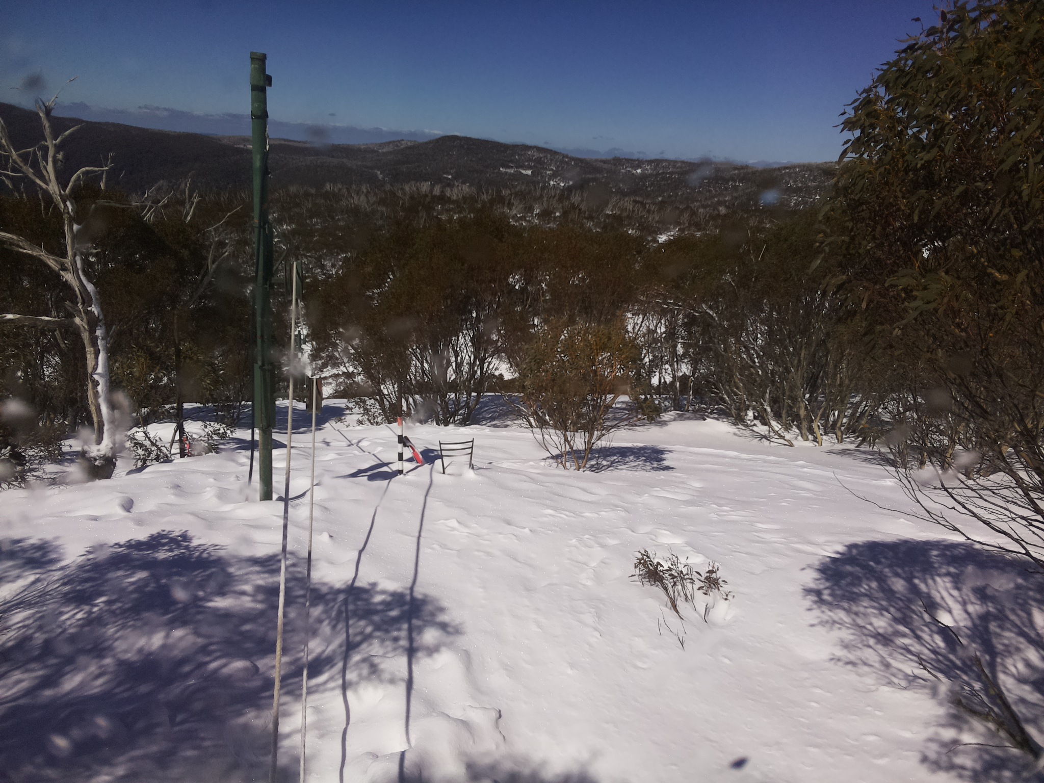 Bogong Web Cam 11:50am Friday 5th of September 2025